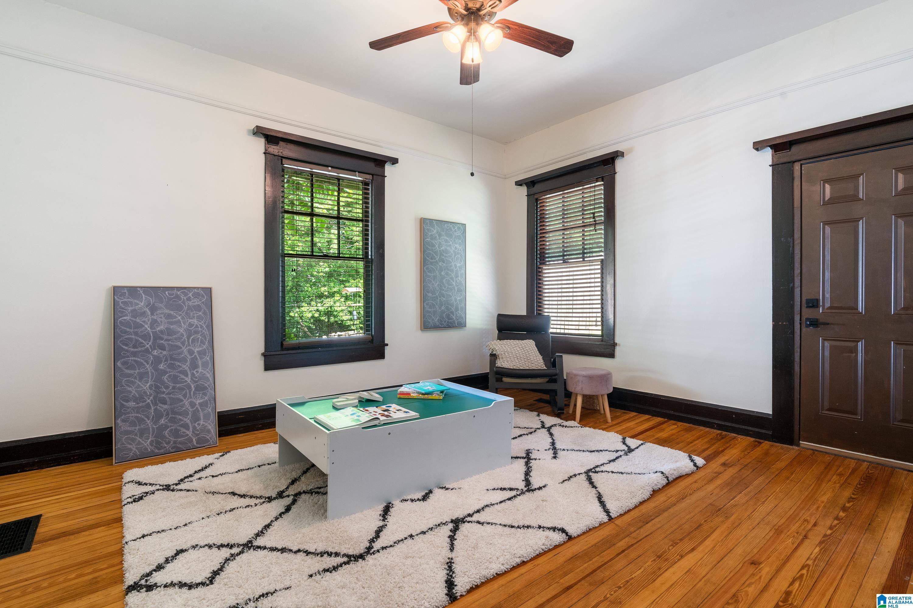 1301 13TH AVENUE S