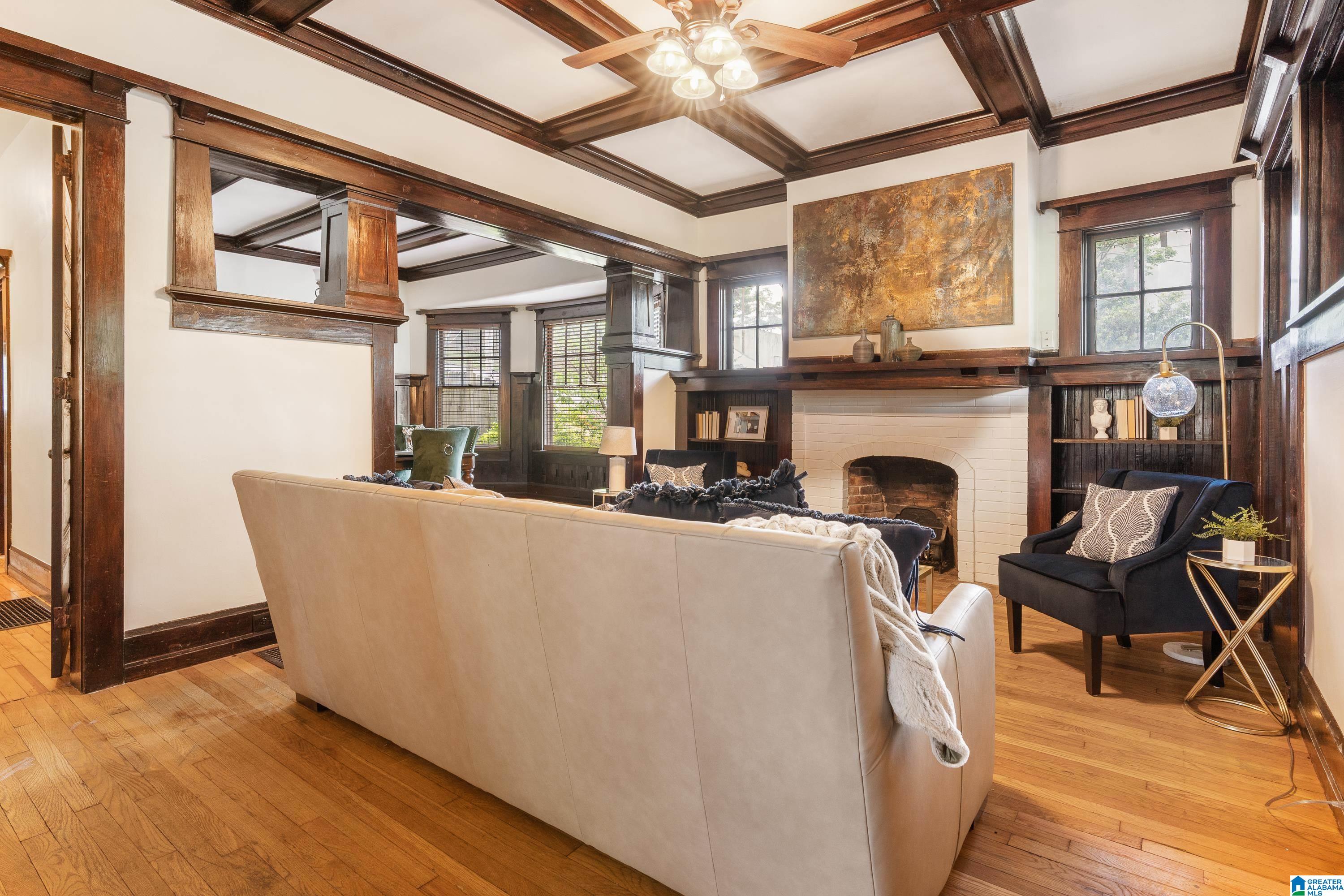 1301 13TH AVENUE S