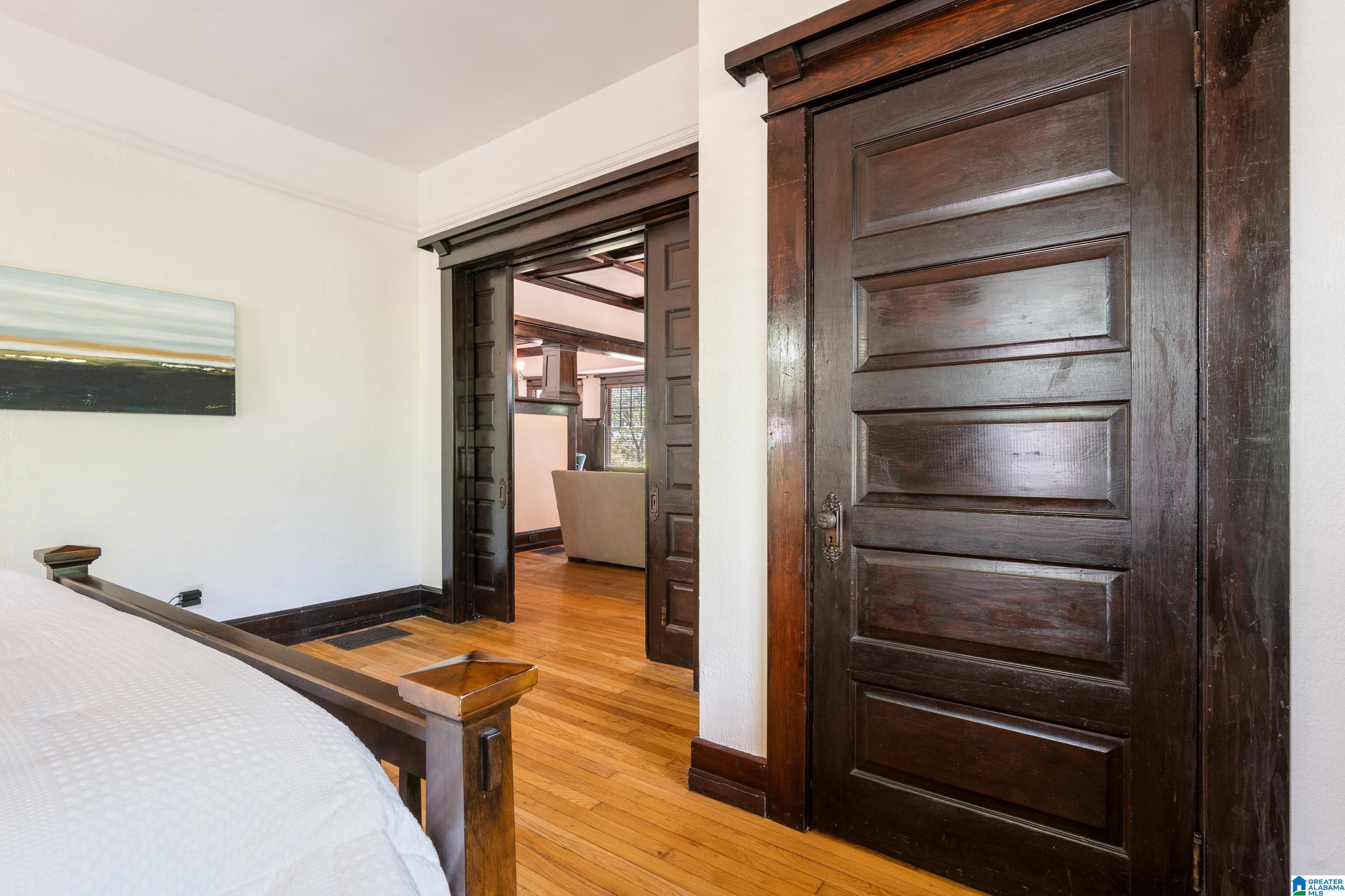 1301 13TH AVENUE S