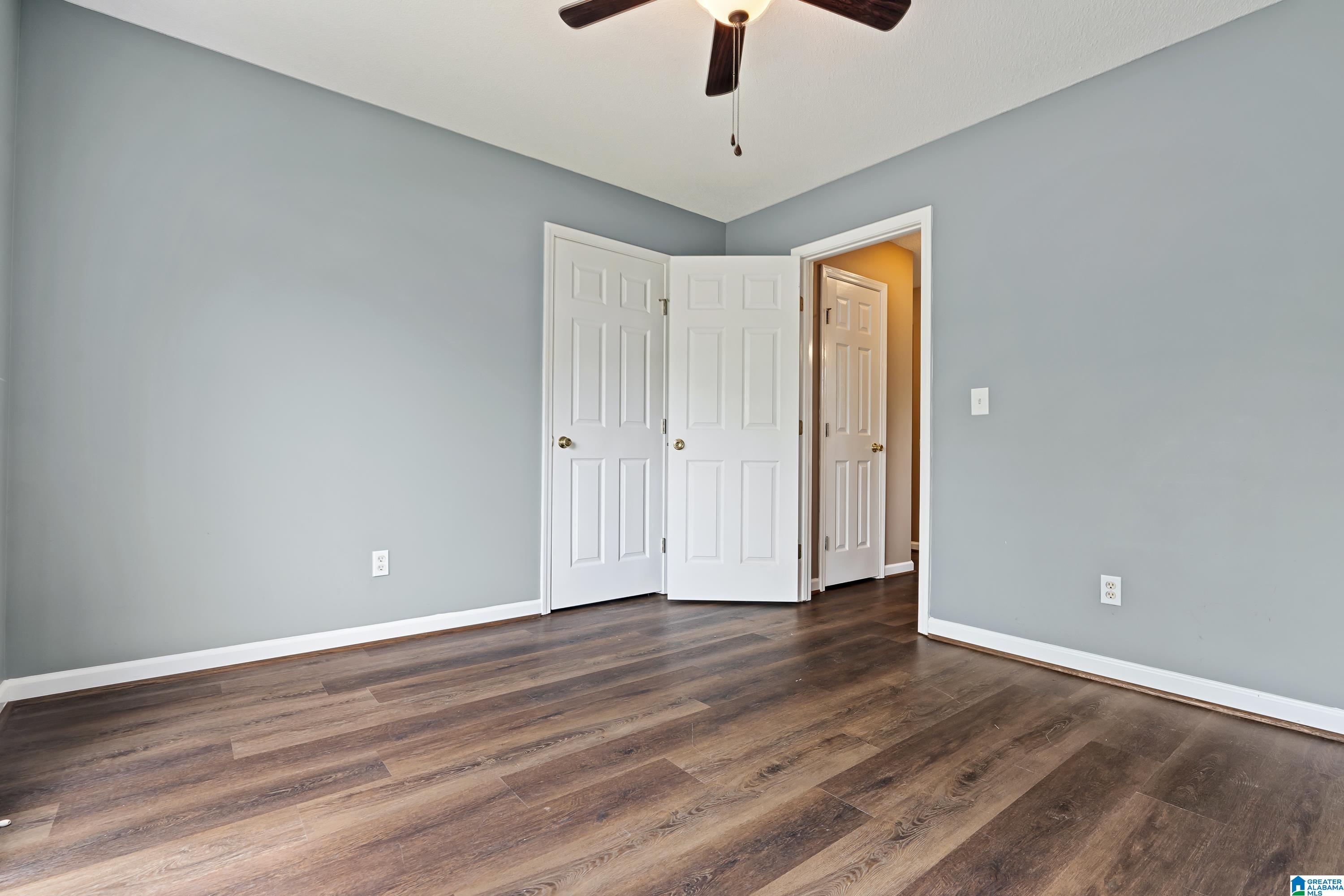 121 STONEHAVEN TRAIL
