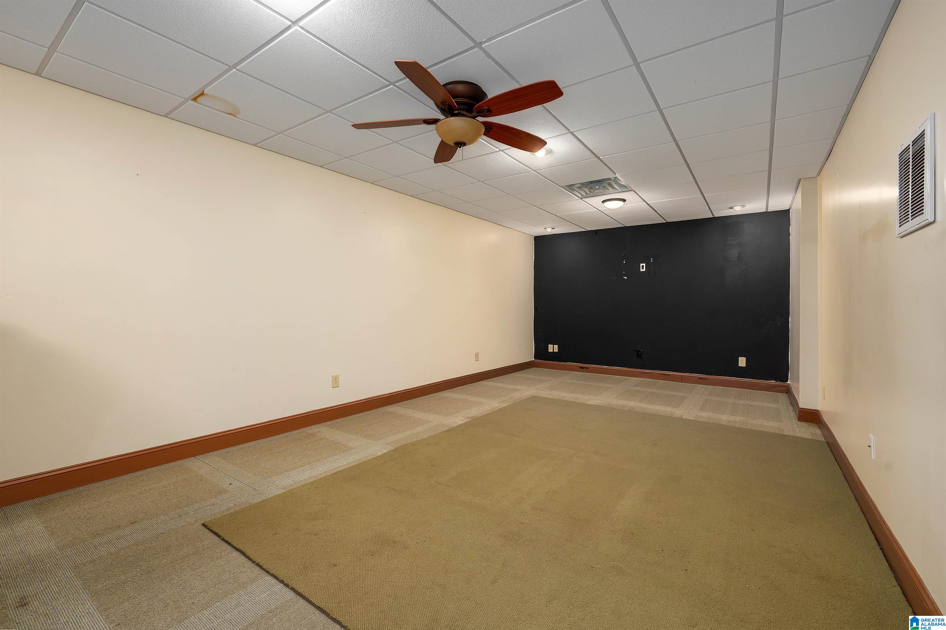 5040 KNOLL VIEW CIRCLE