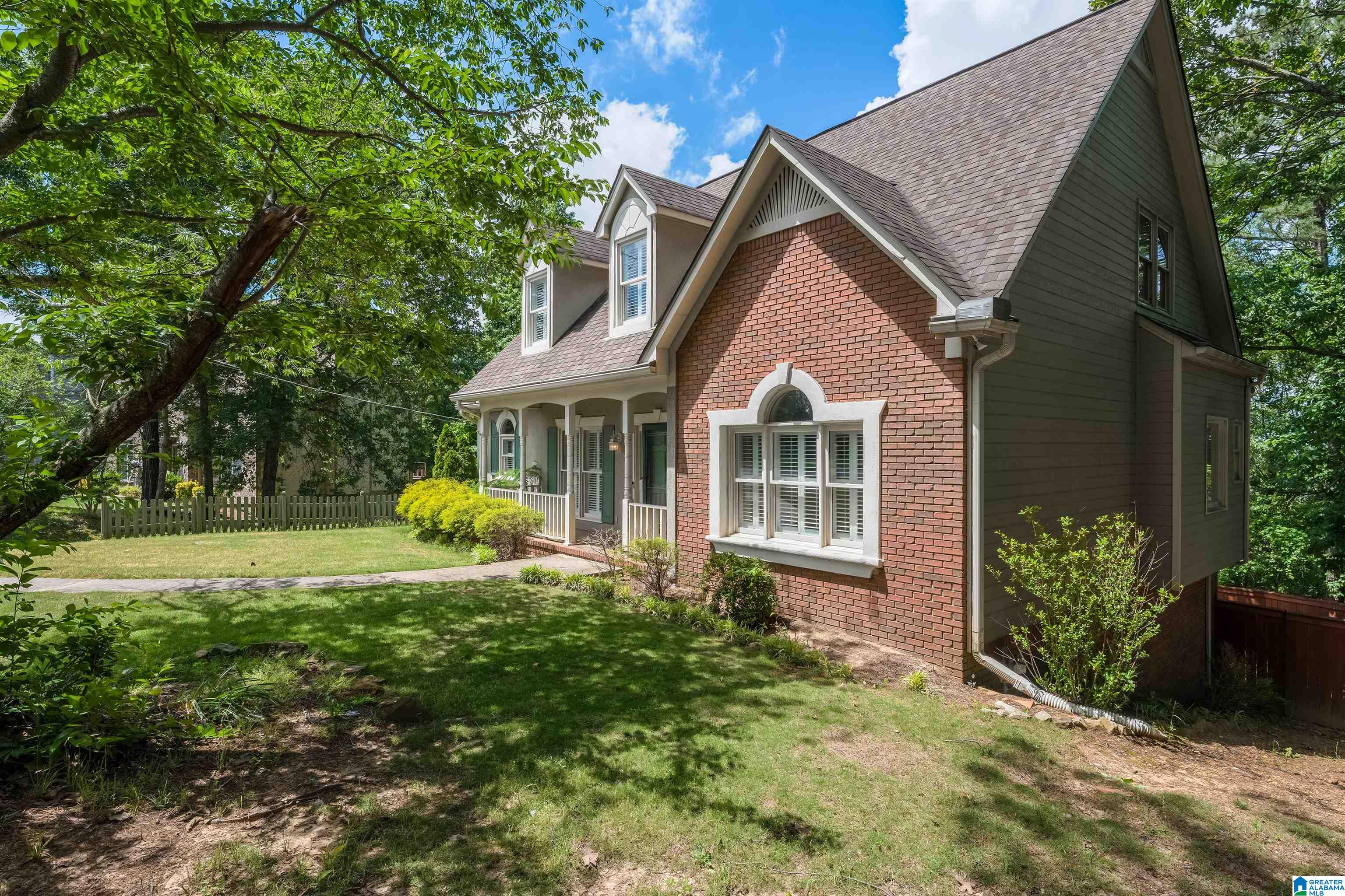 5040 KNOLL VIEW CIRCLE