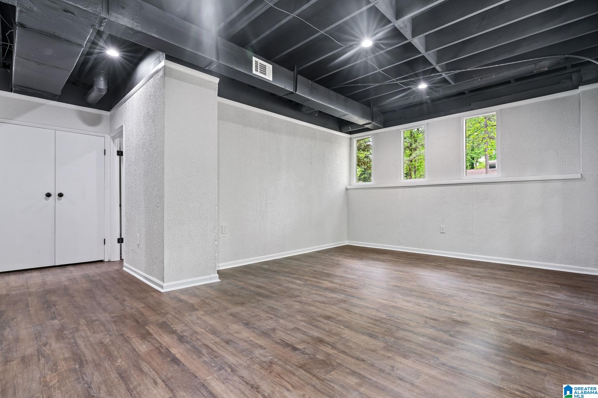 1973 CHANDAWAY DRIVE