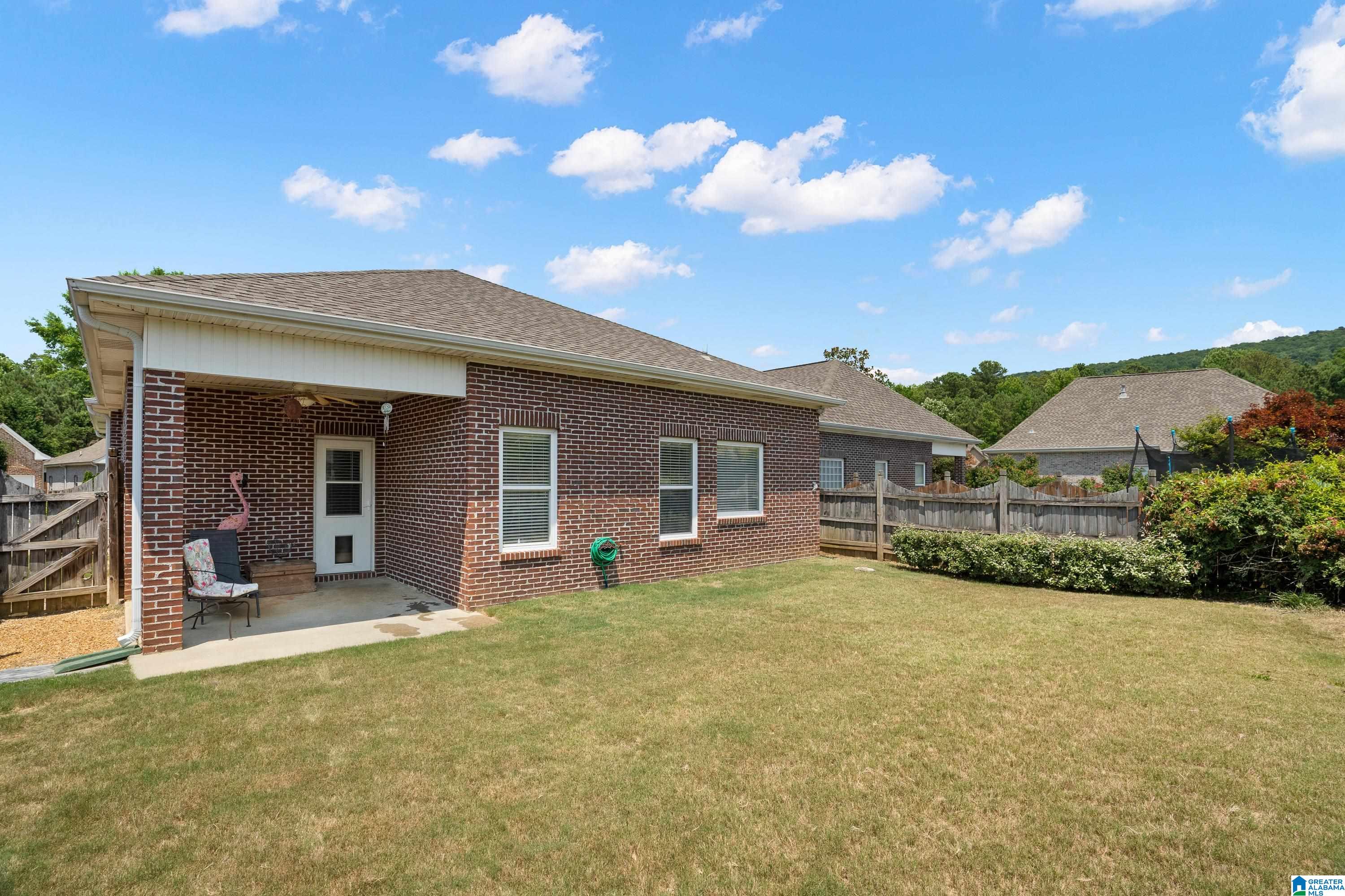 213 VINEYARD LANE