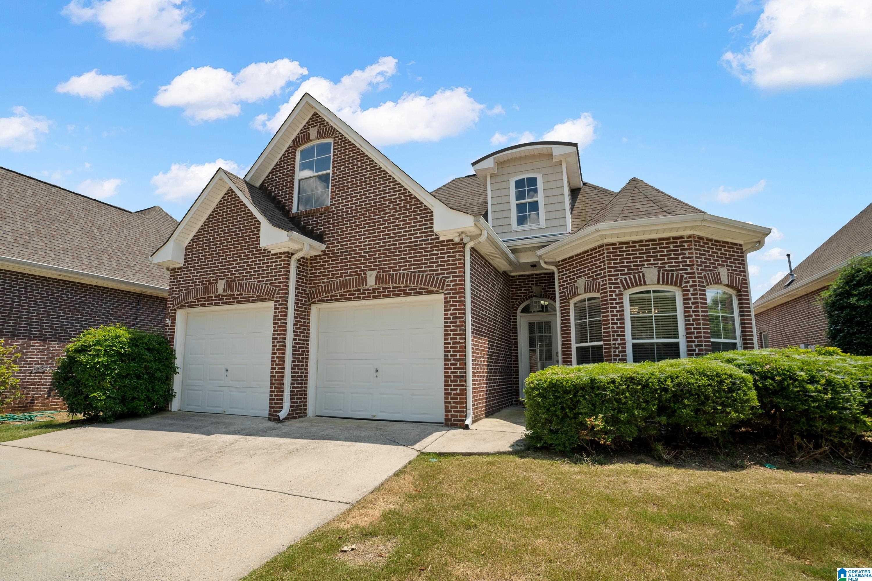 213 VINEYARD LANE