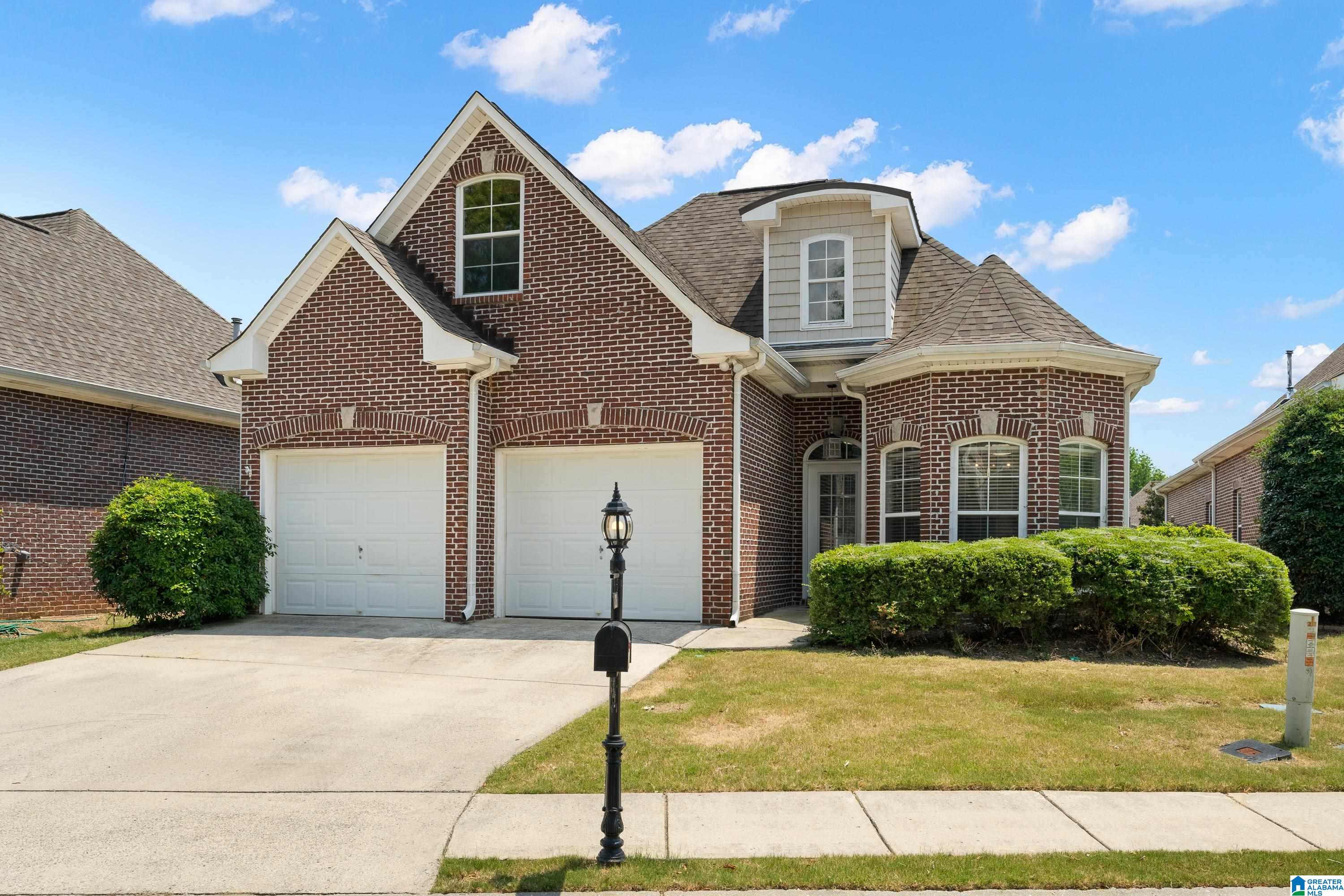 213 VINEYARD LANE