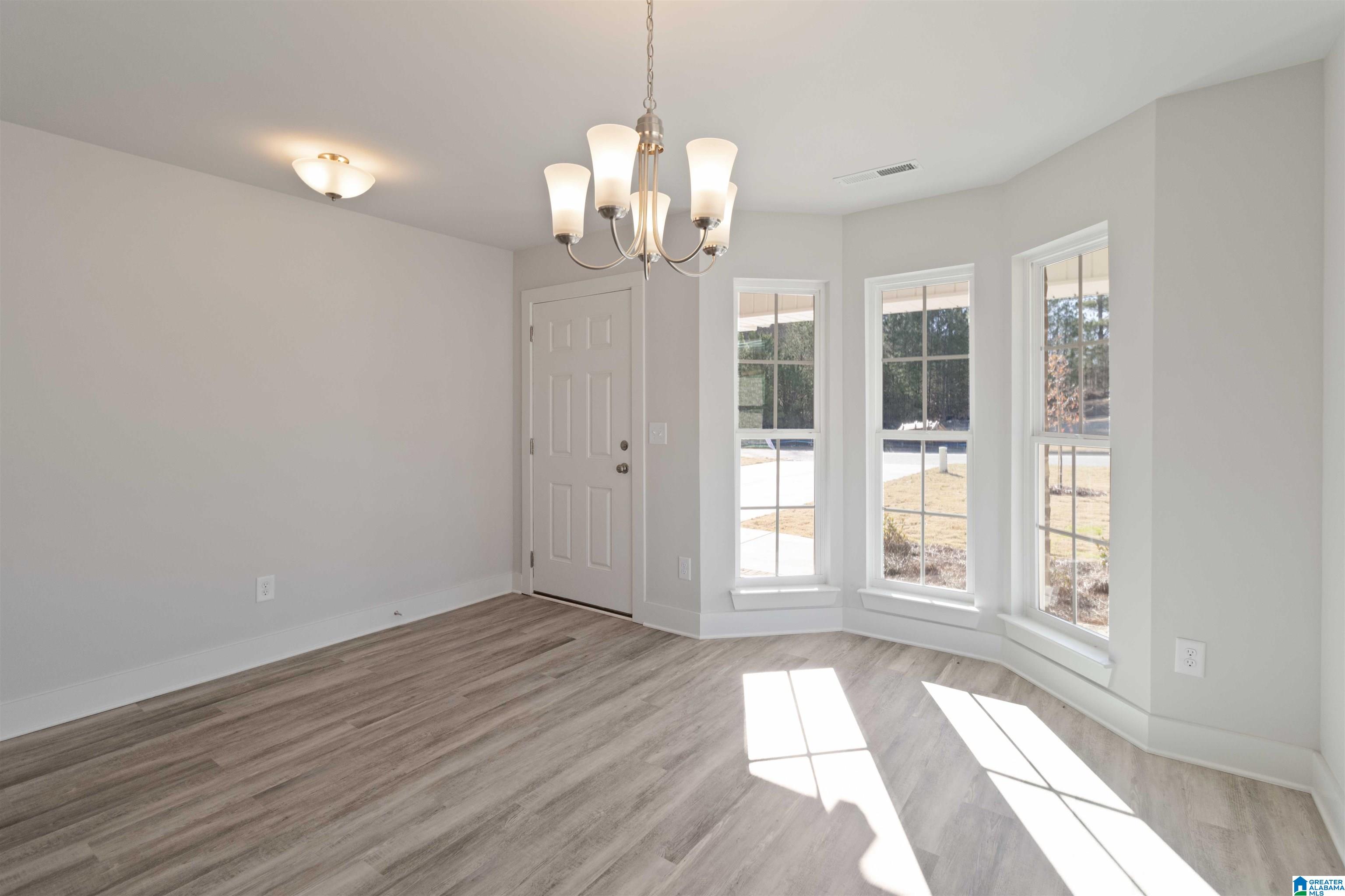 229 PURE RIVER CIRCLE