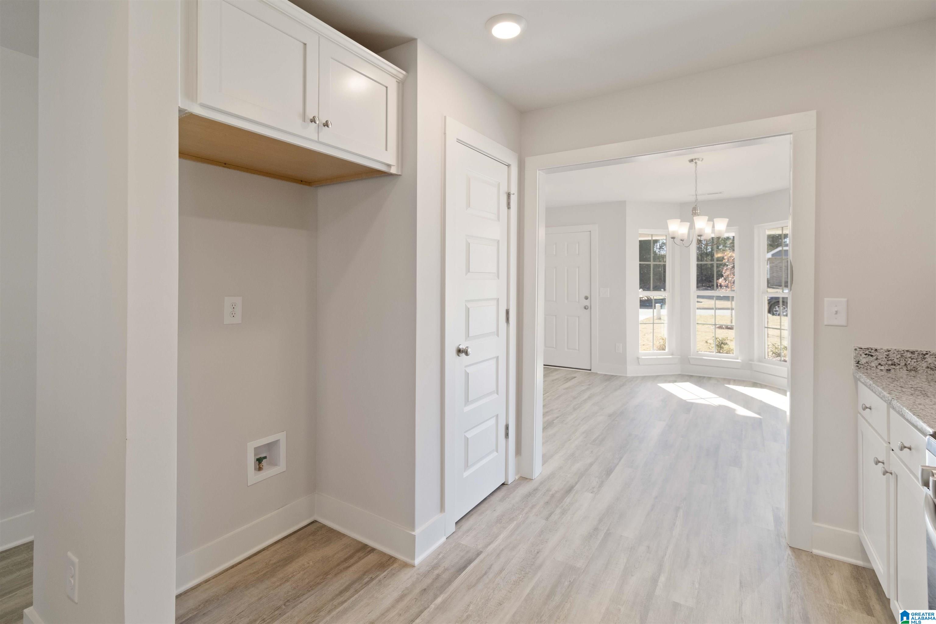 229 PURE RIVER CIRCLE