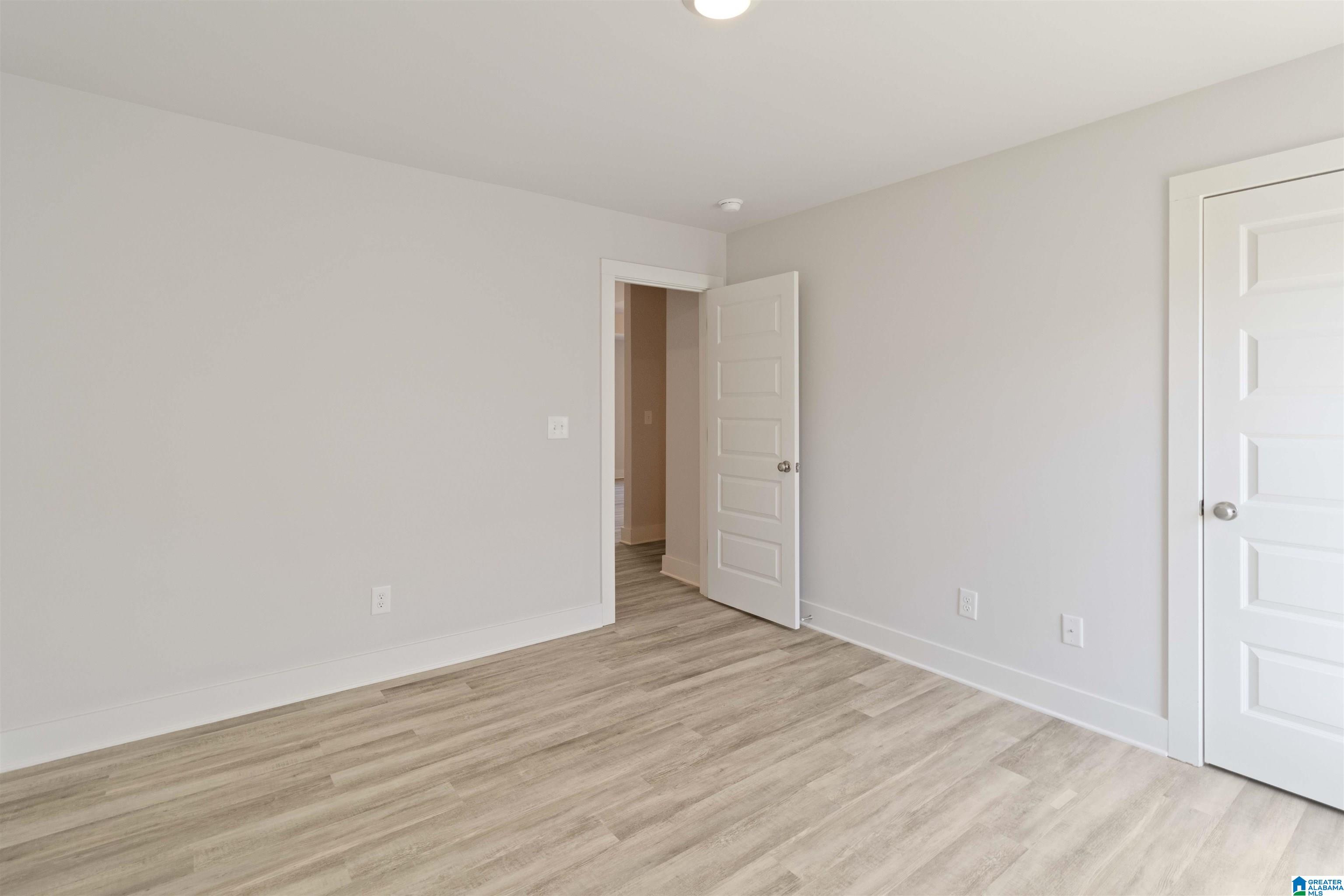 229 PURE RIVER CIRCLE