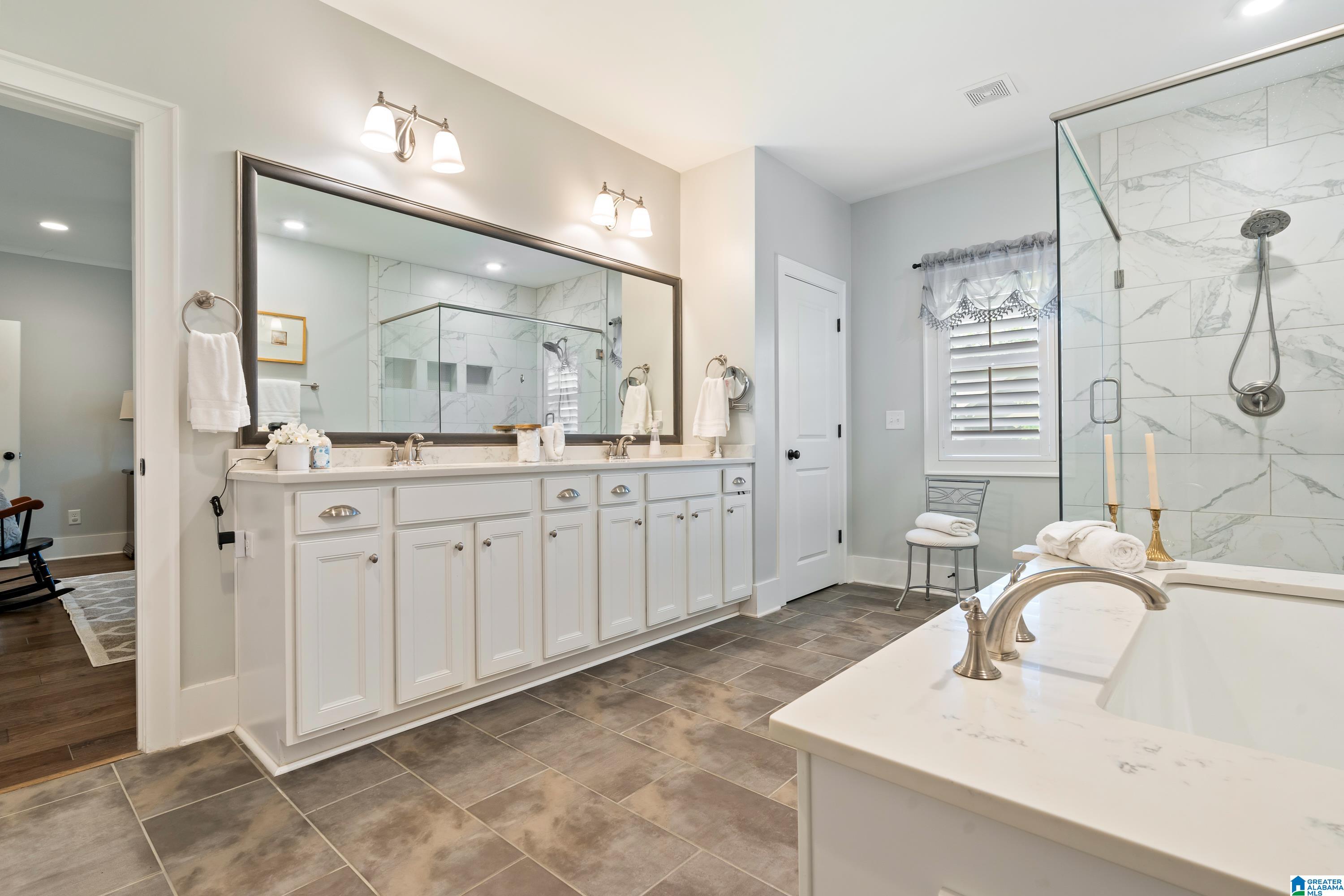 2260 BLACK CREEK CROSSING
