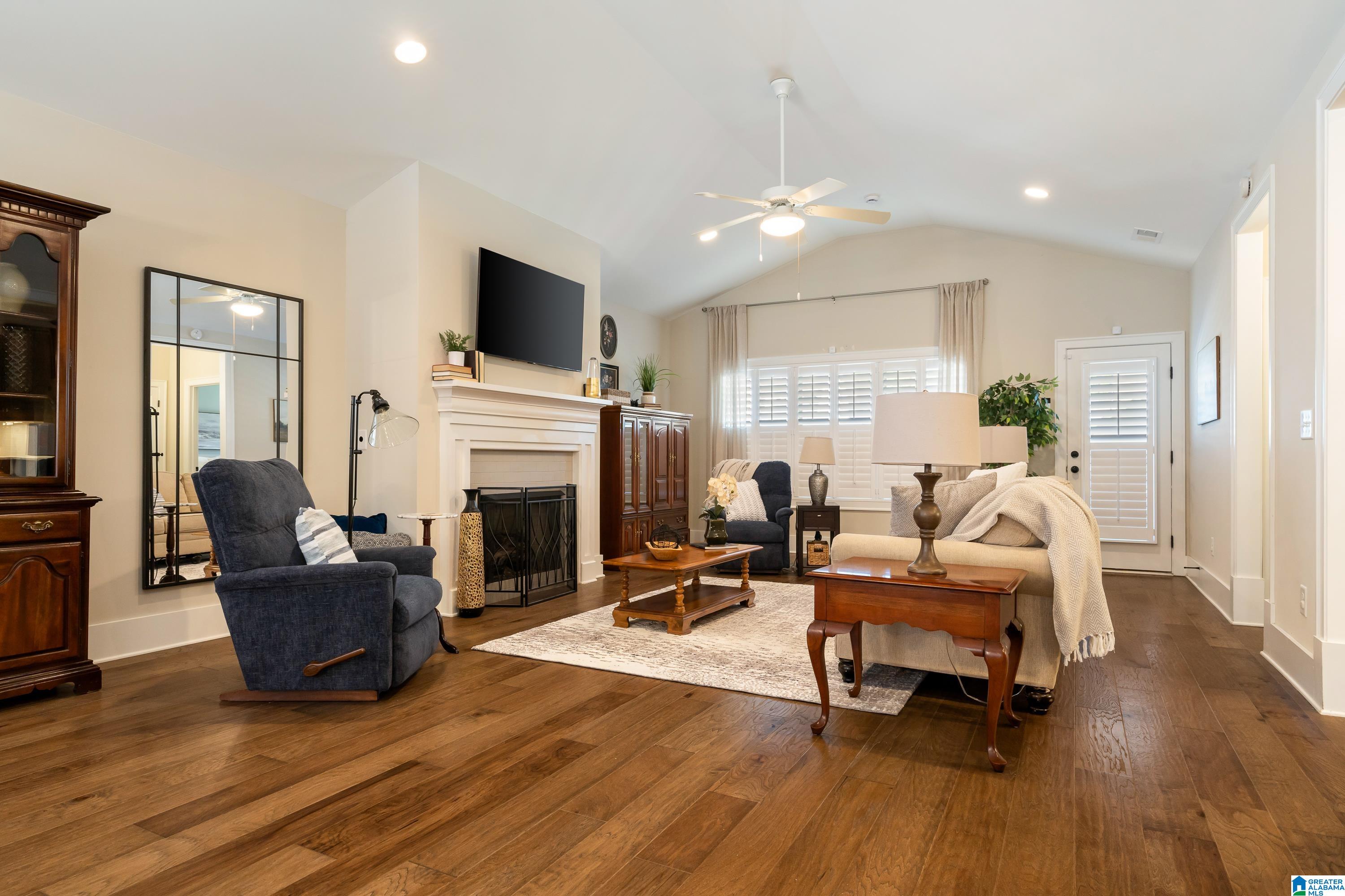 2260 BLACK CREEK CROSSING
