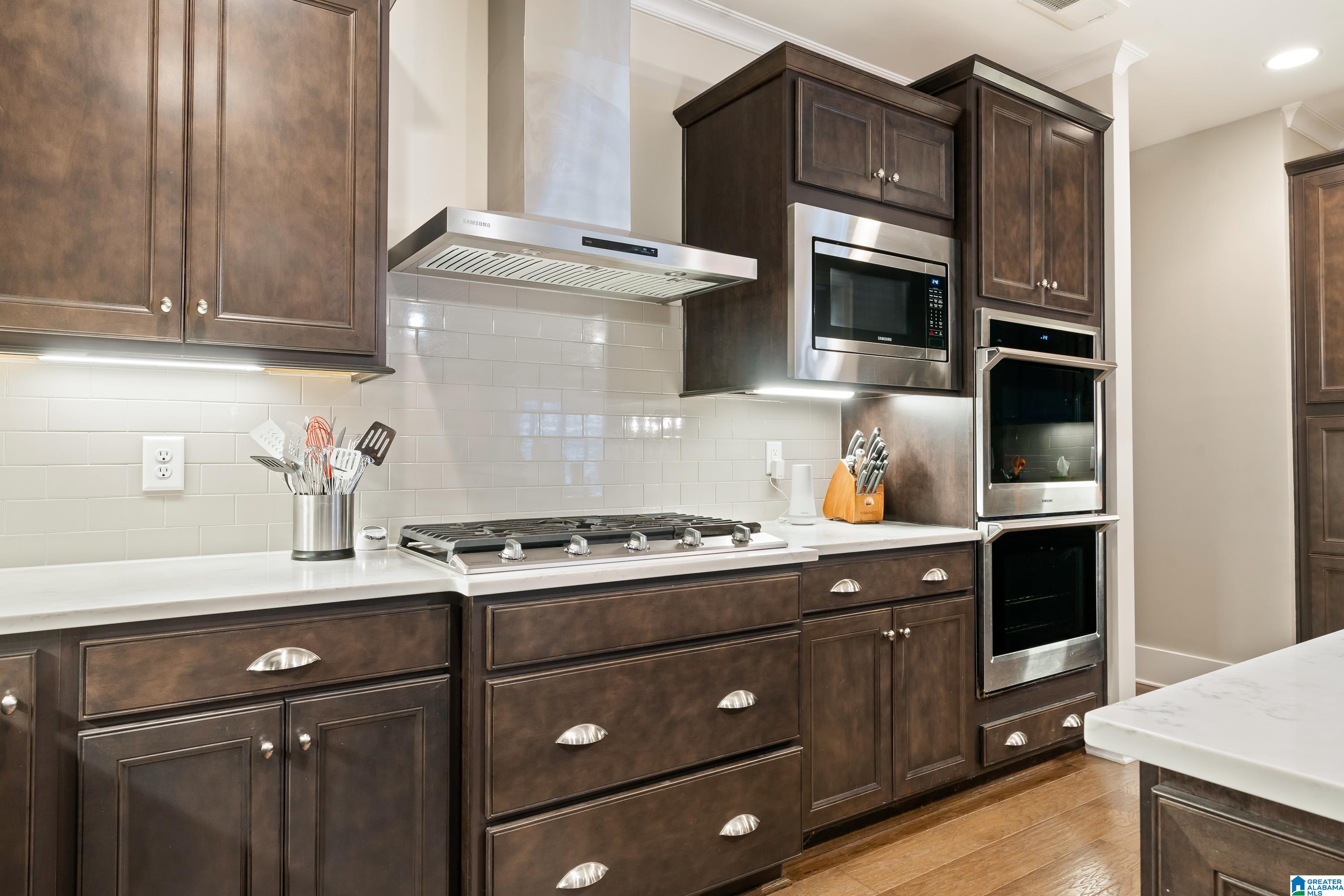 2260 BLACK CREEK CROSSING