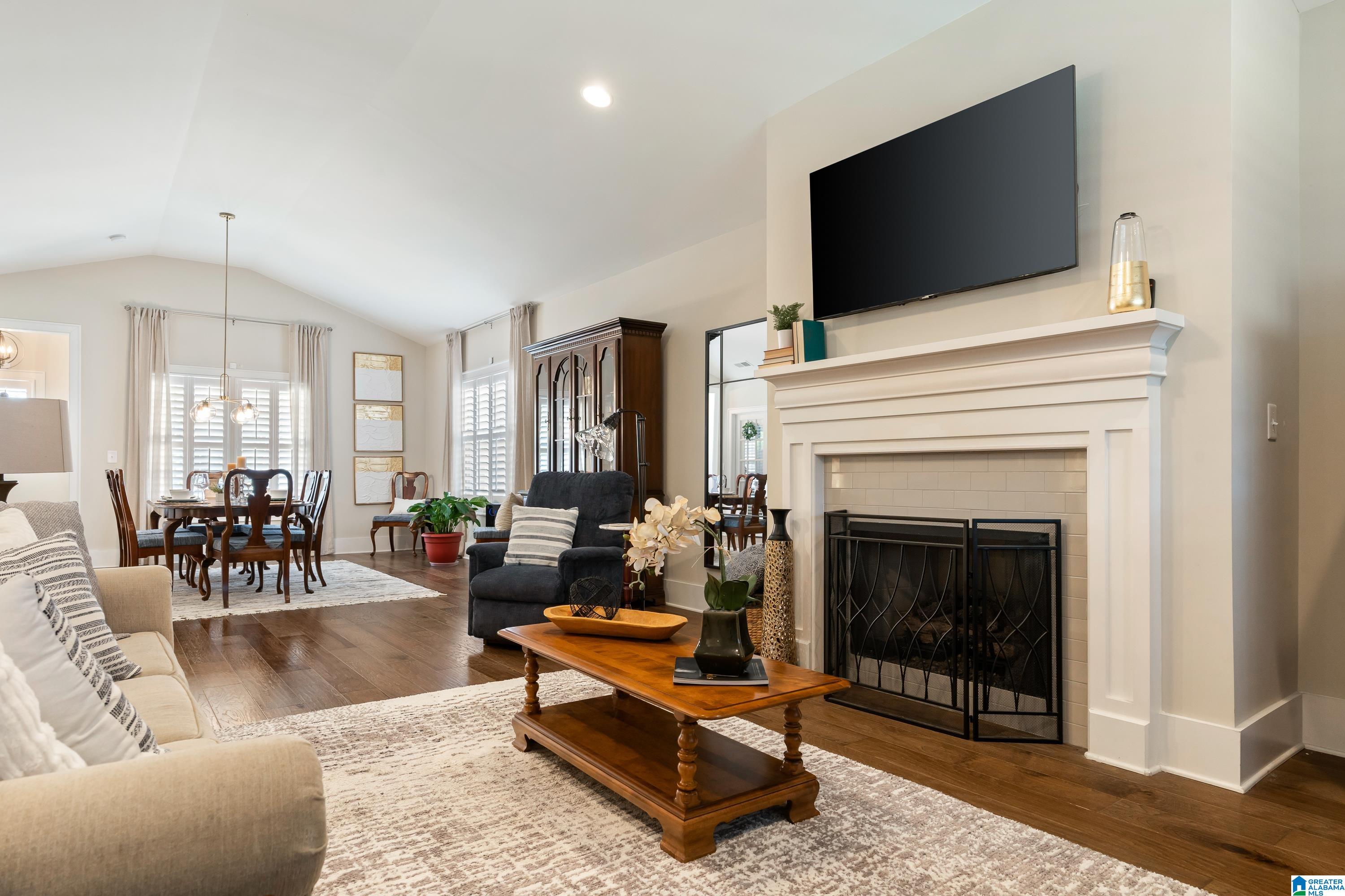 2260 BLACK CREEK CROSSING