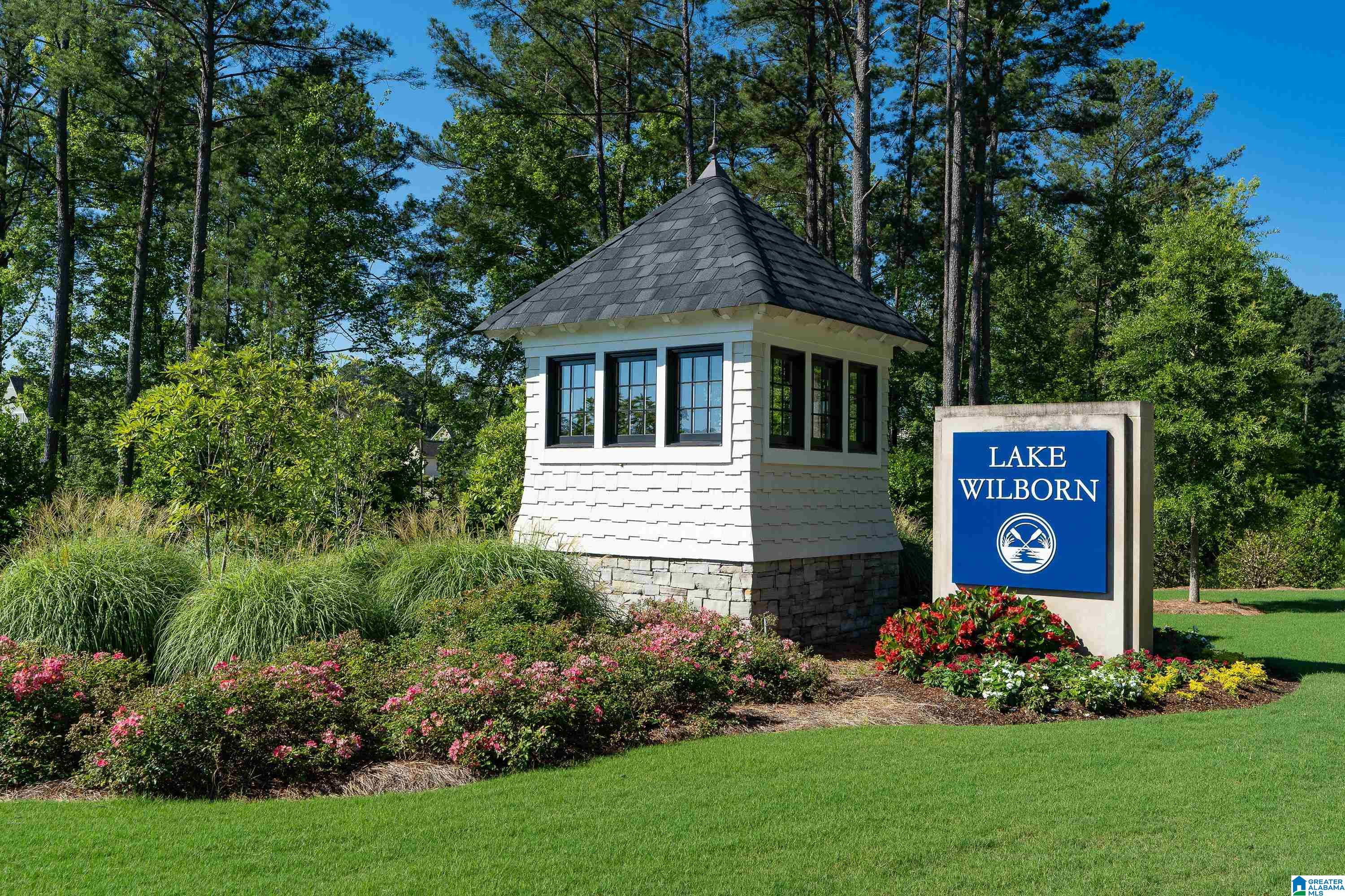 2260 BLACK CREEK CROSSING