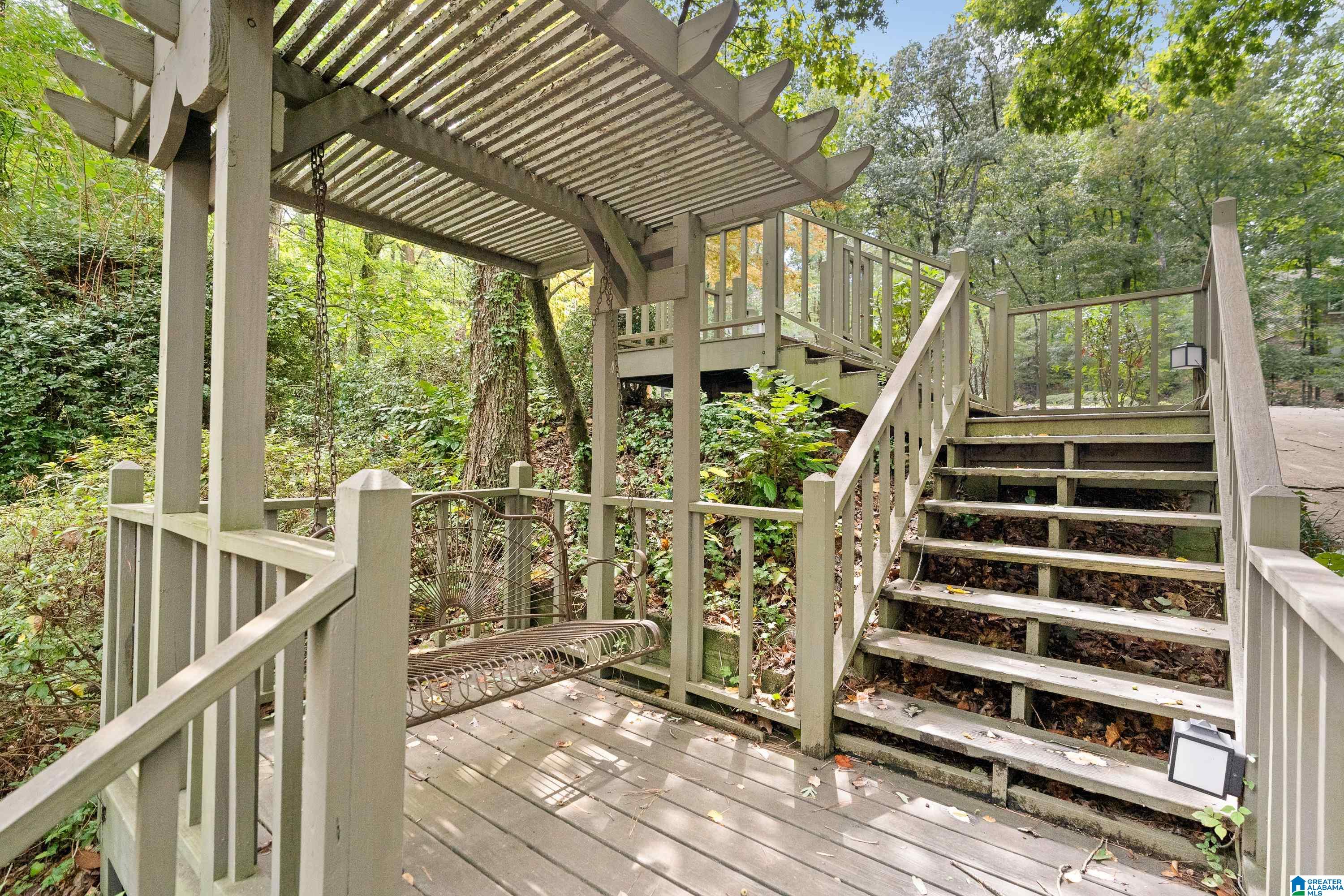 2104 ARROWLEAF DRIVE