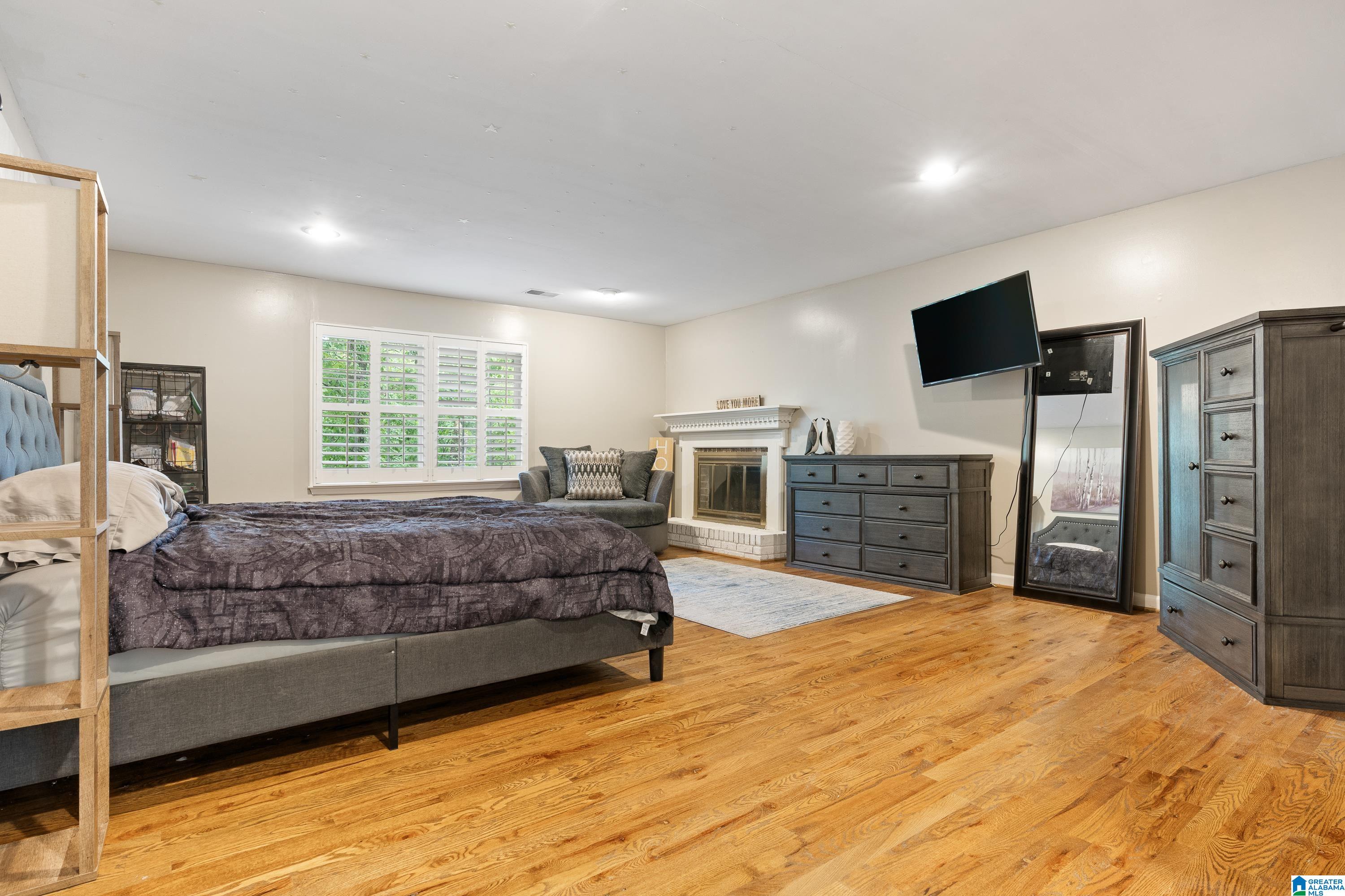 2104 ARROWLEAF DRIVE