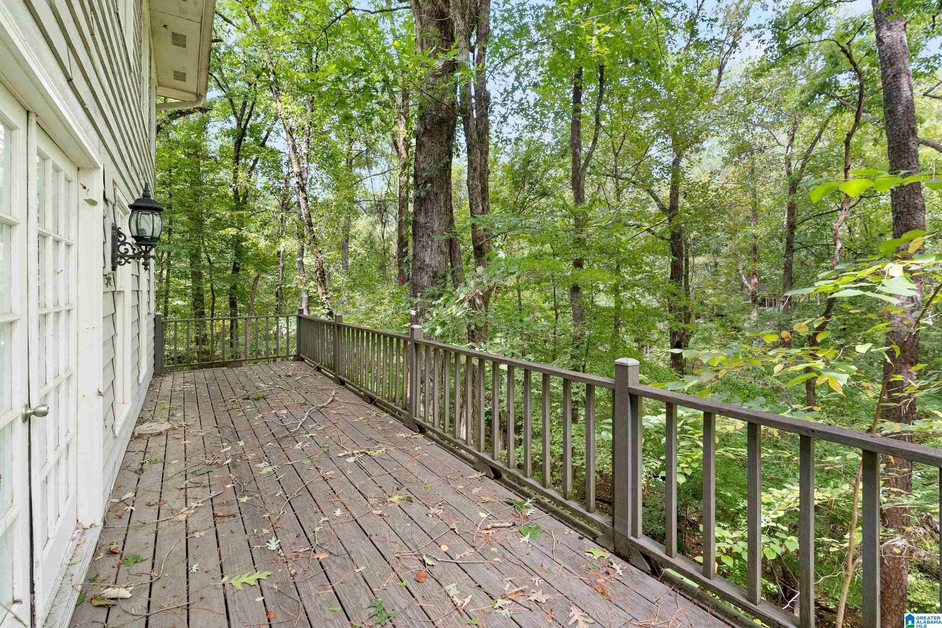 2104 ARROWLEAF DRIVE