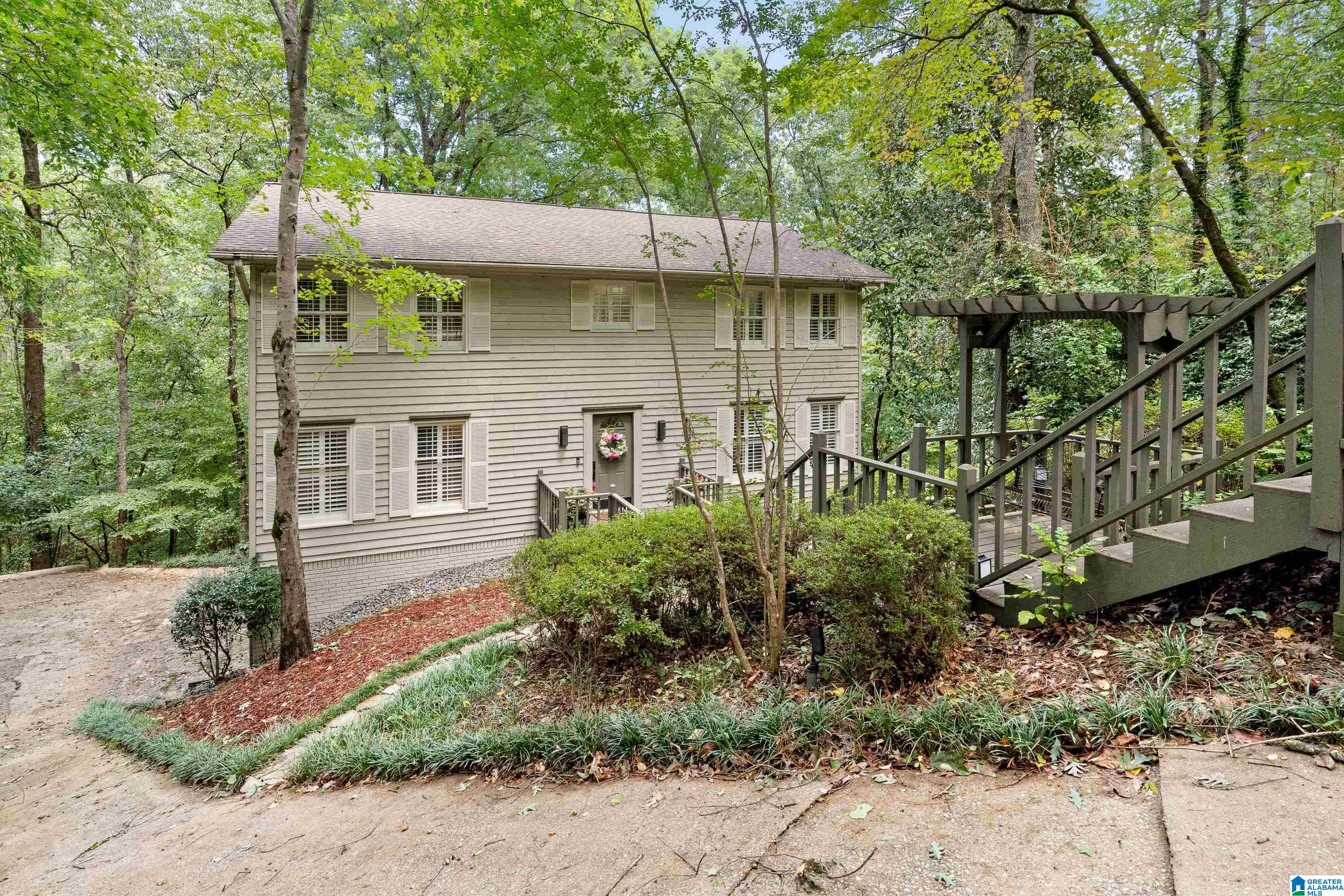2104 ARROWLEAF DRIVE