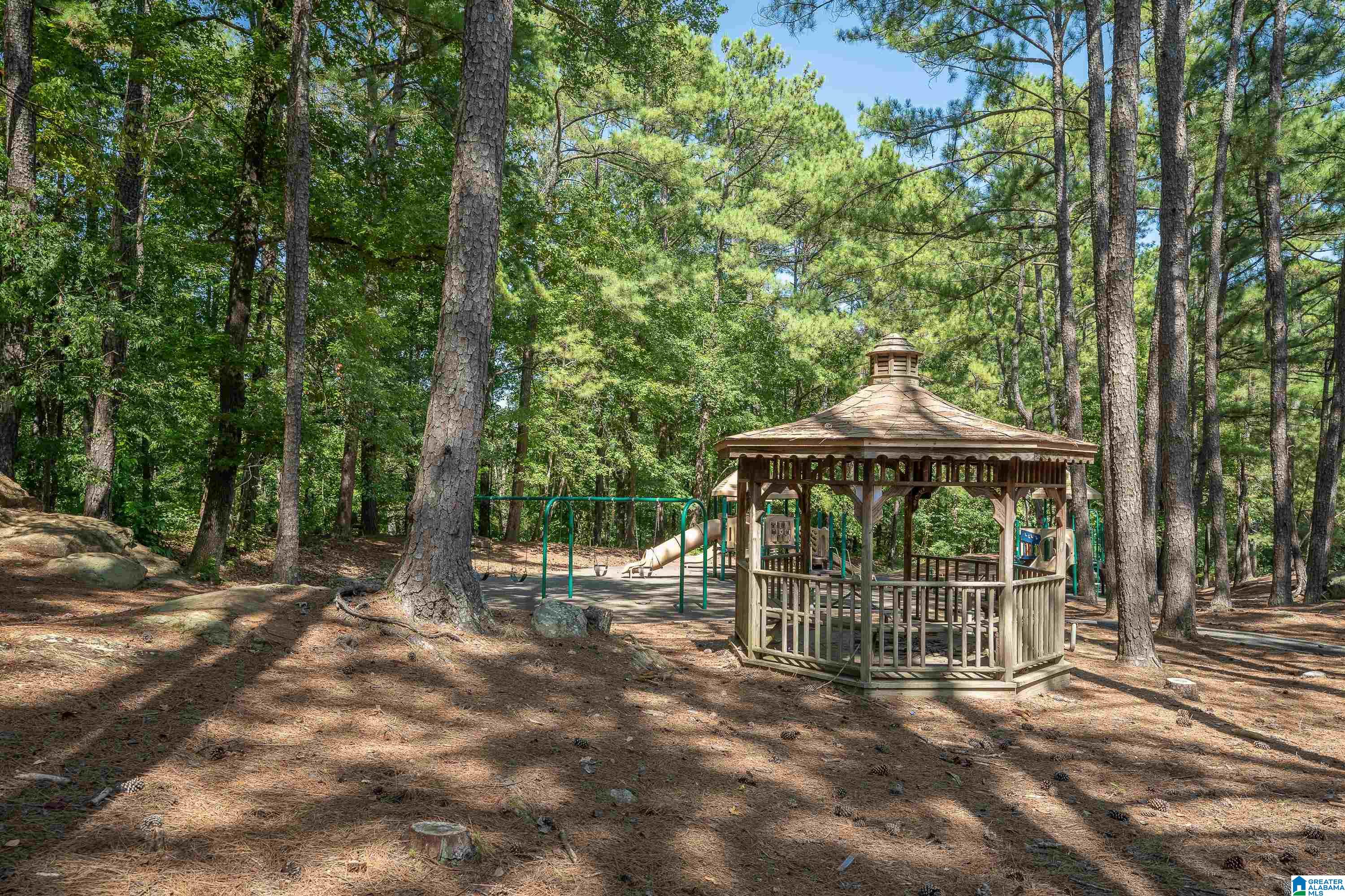 2104 ARROWLEAF DRIVE