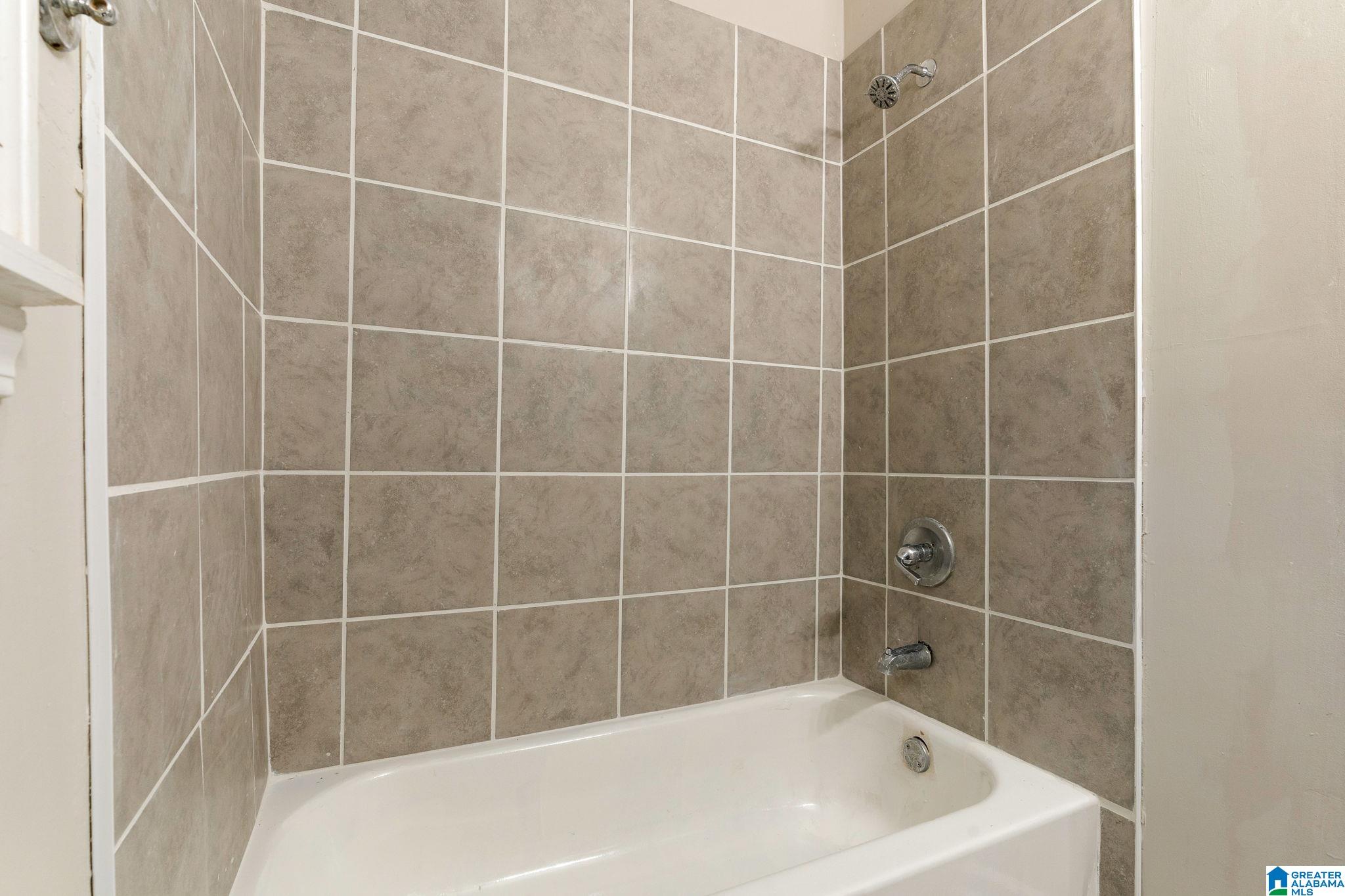 1317 5TH PLACE NW