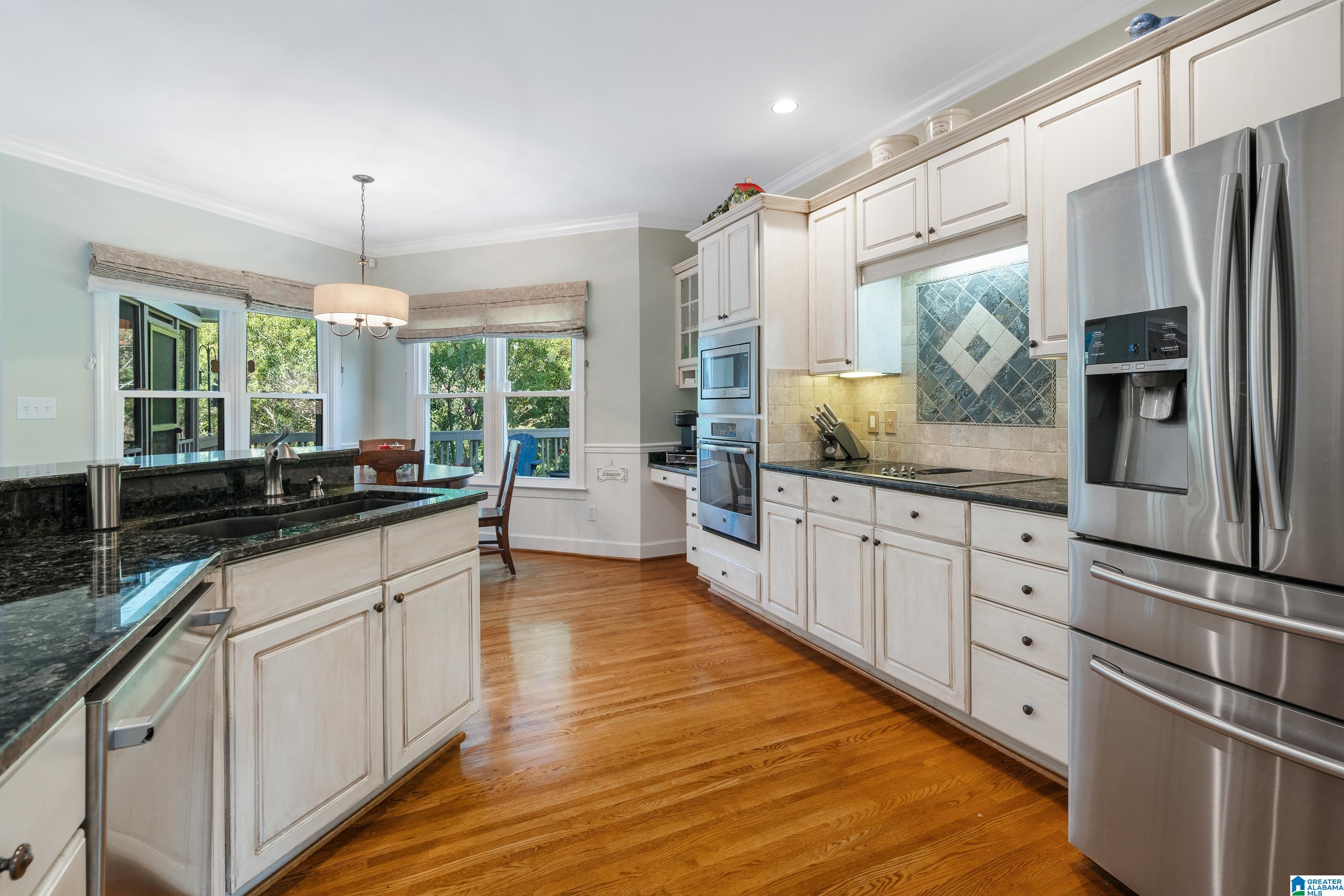 5512 MAGNOLIA TRACE CIRCLE
