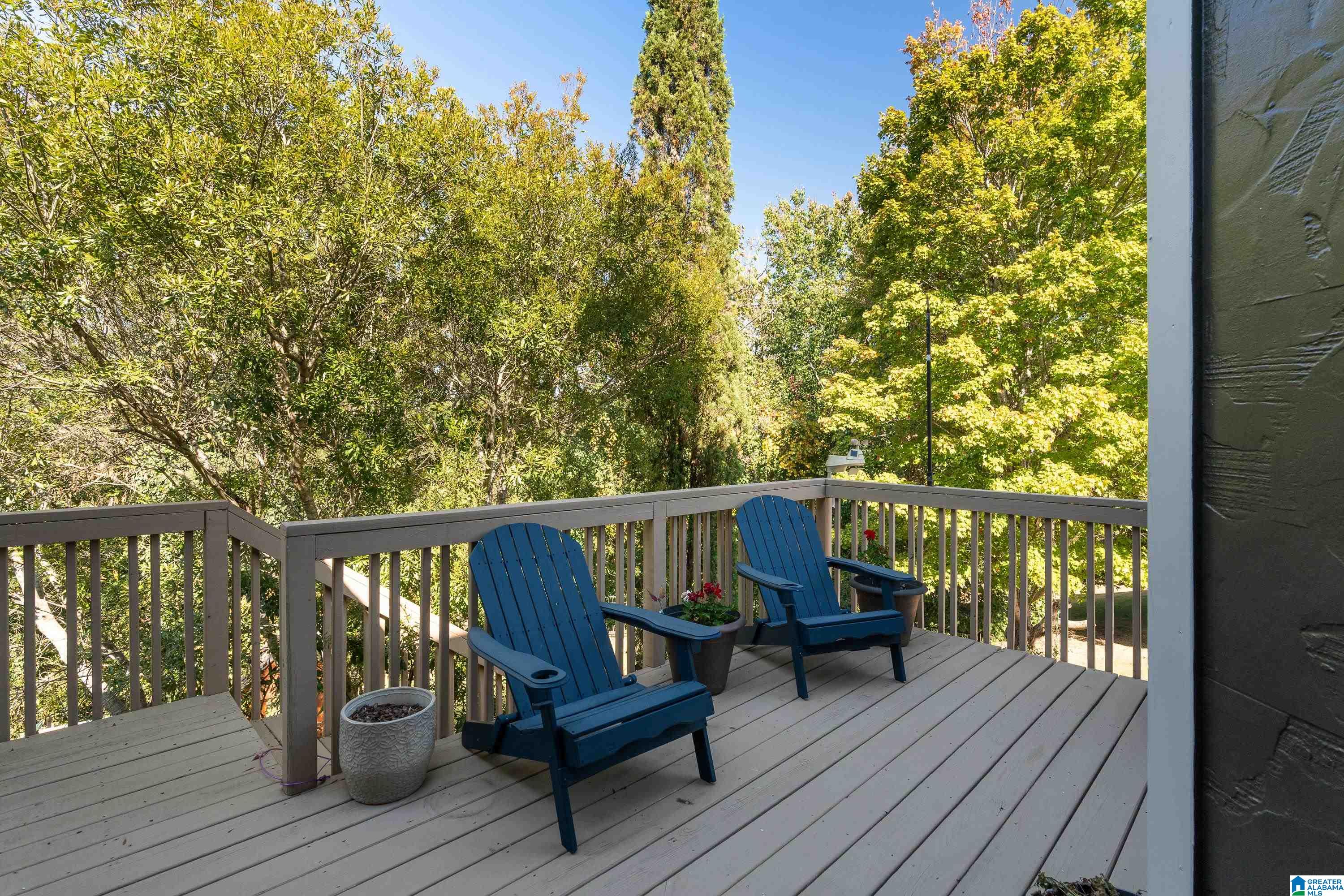 5512 MAGNOLIA TRACE CIRCLE