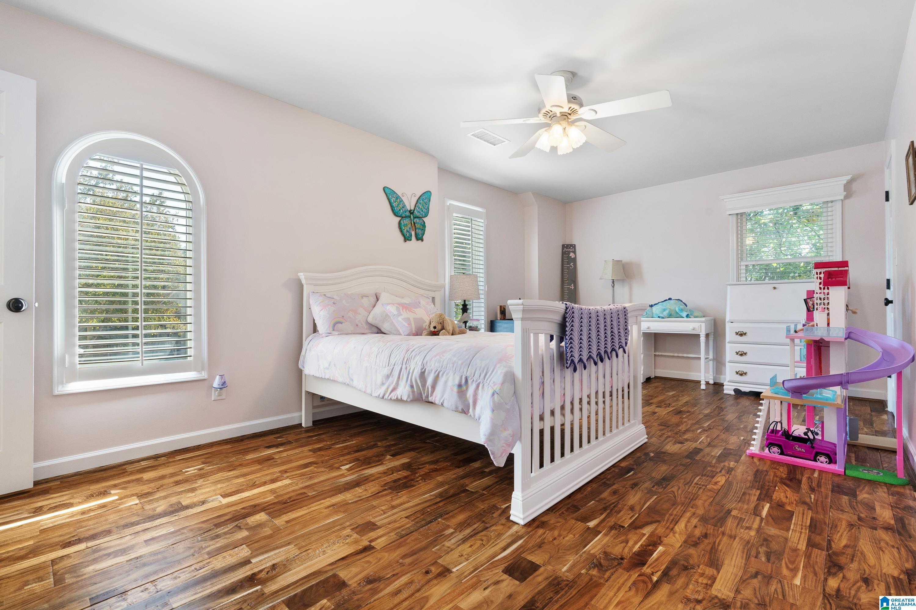 5512 MAGNOLIA TRACE CIRCLE