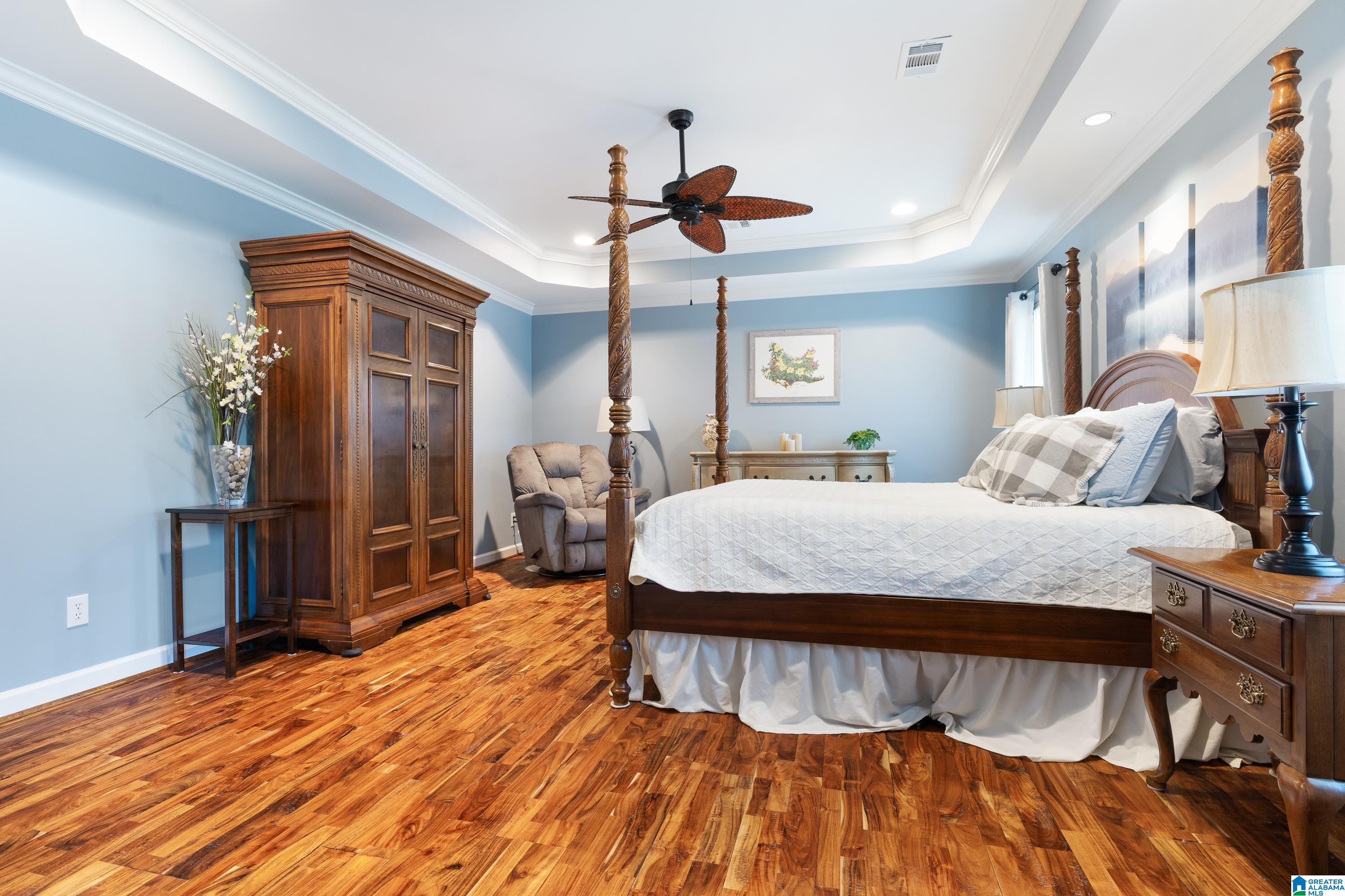 5512 MAGNOLIA TRACE CIRCLE