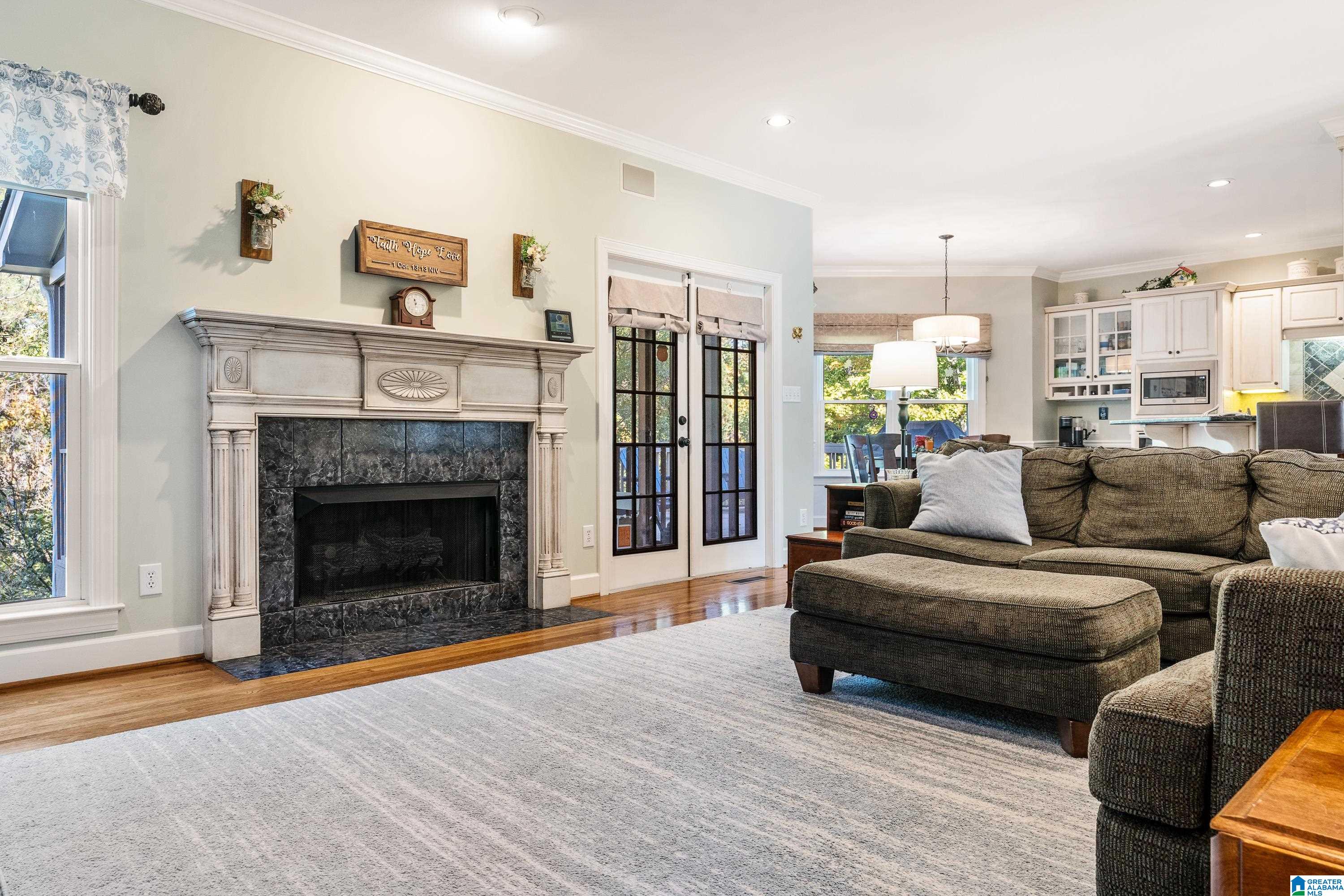 5512 MAGNOLIA TRACE CIRCLE