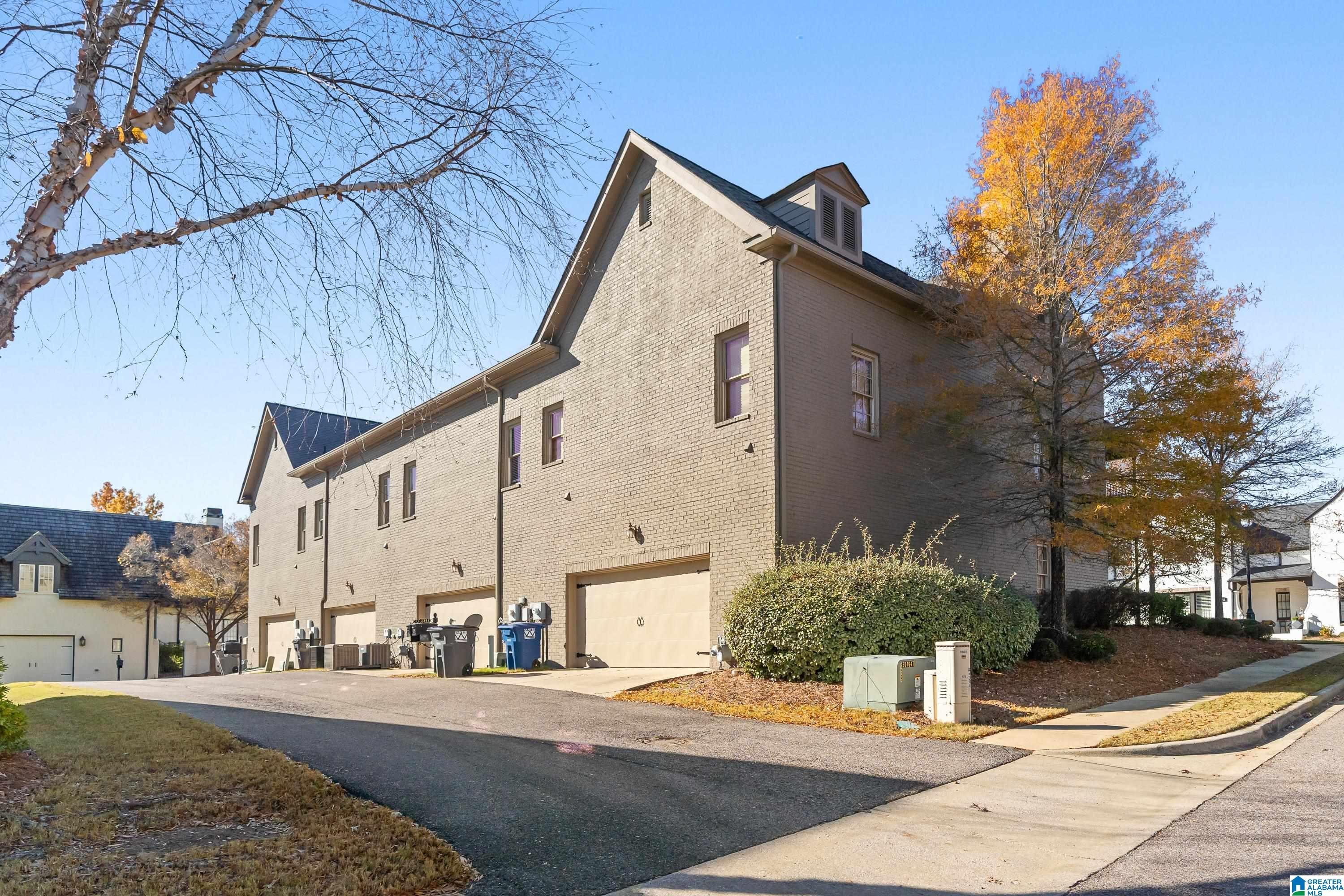 2385 VILLAGE CENTER STREET