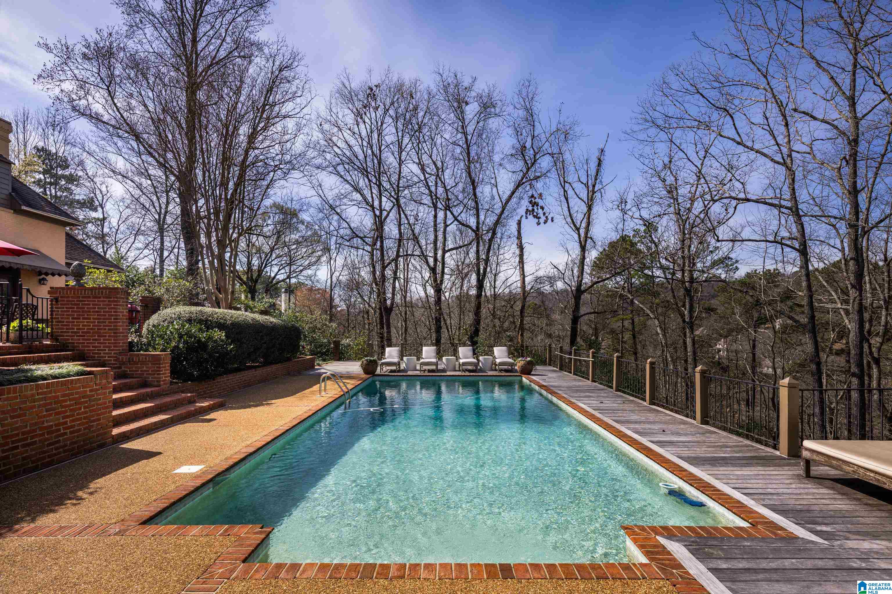 2642 ABINGDON ROAD