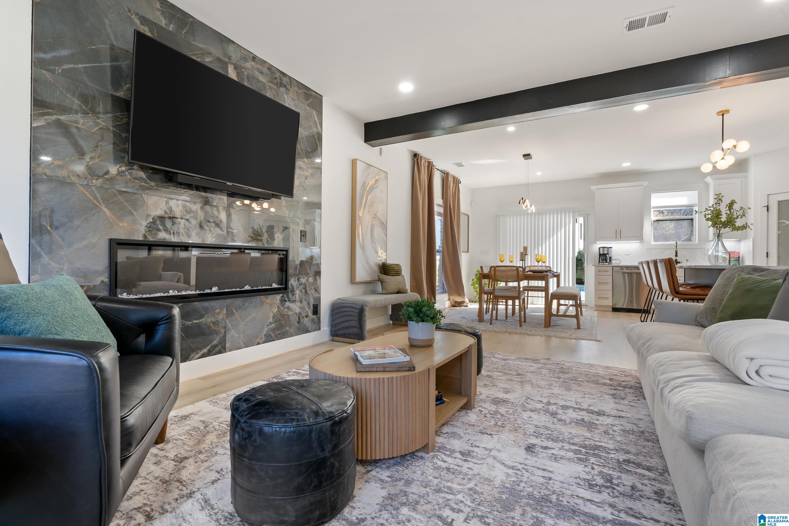 131 JEWELL CIRCLE