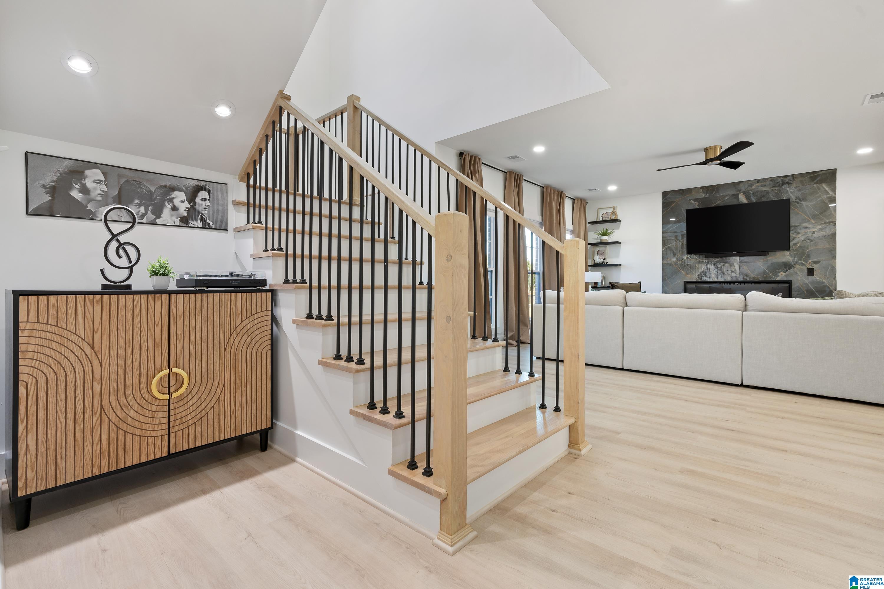 131 JEWELL CIRCLE