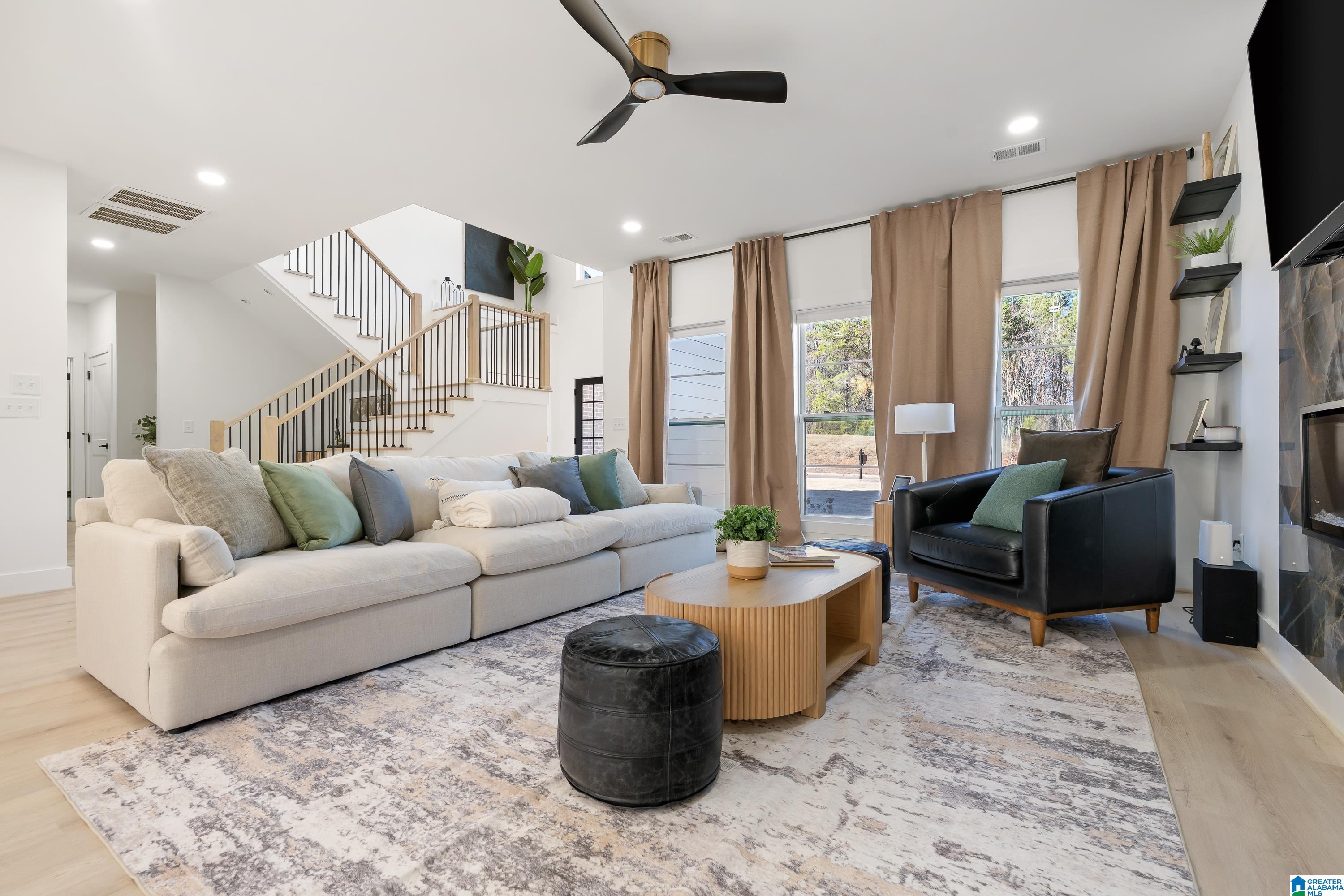 131 JEWELL CIRCLE