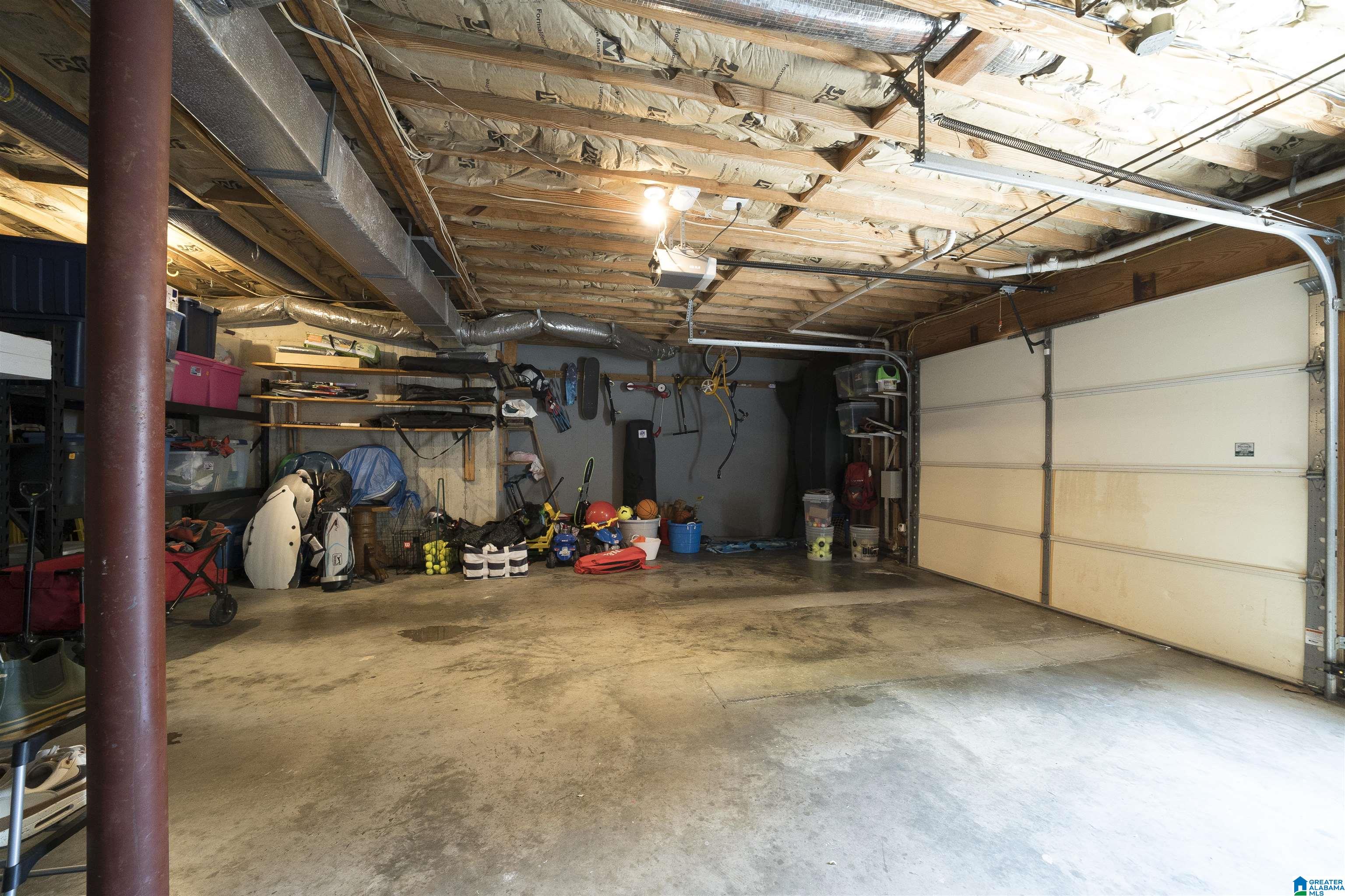 3030 HAMPTON CIRCLE