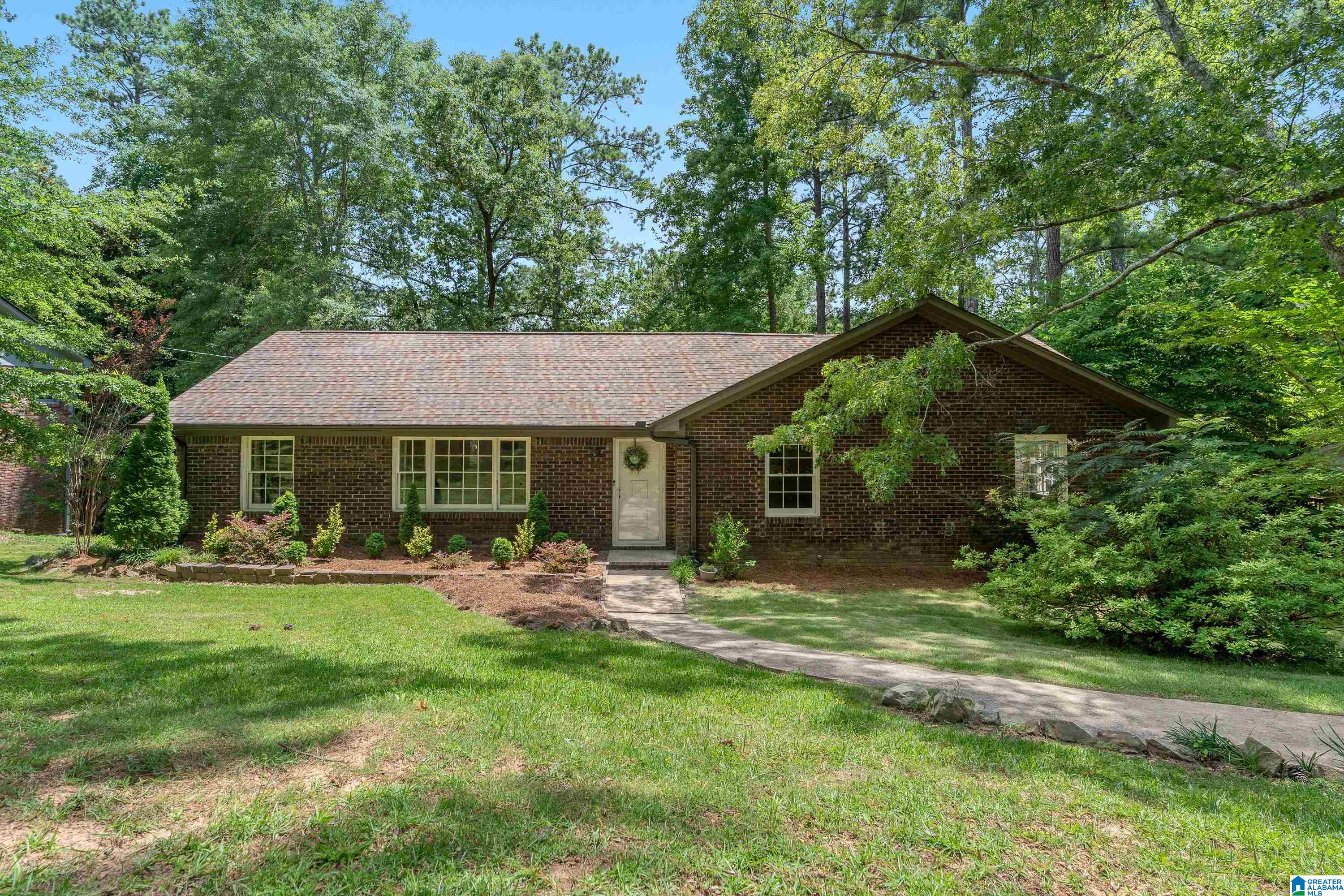 2438 GAWAIN DRIVE