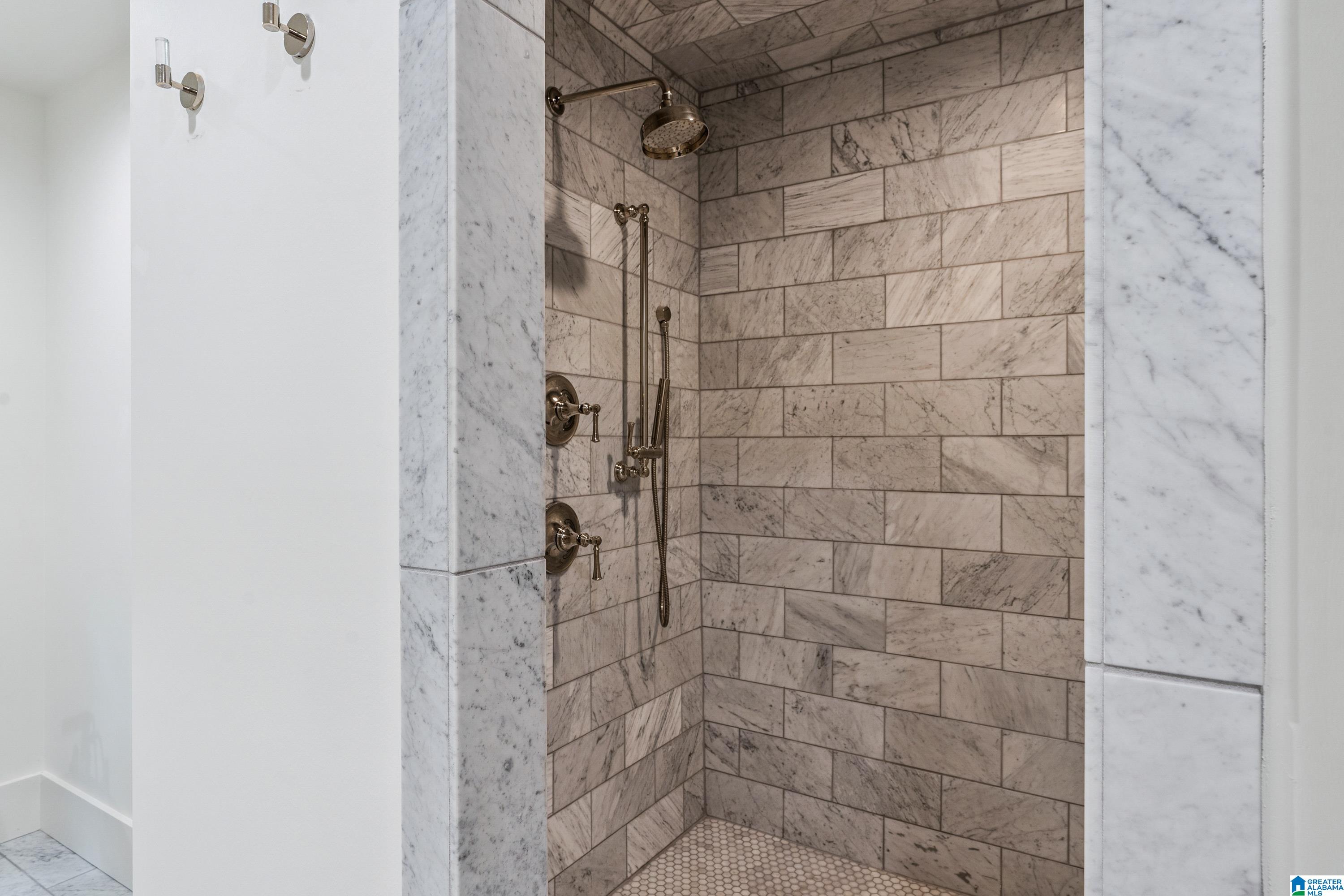 3400 AUTUMN HAZE LANE