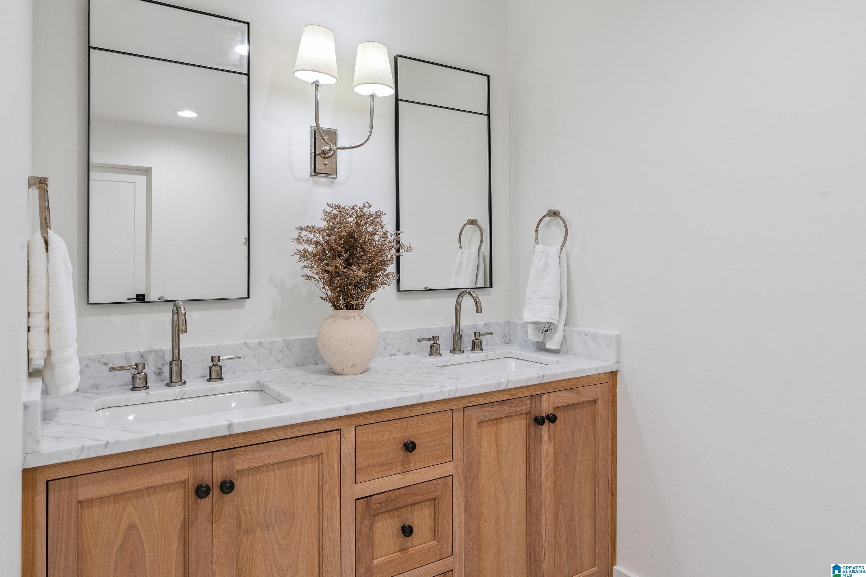 3400 AUTUMN HAZE LANE