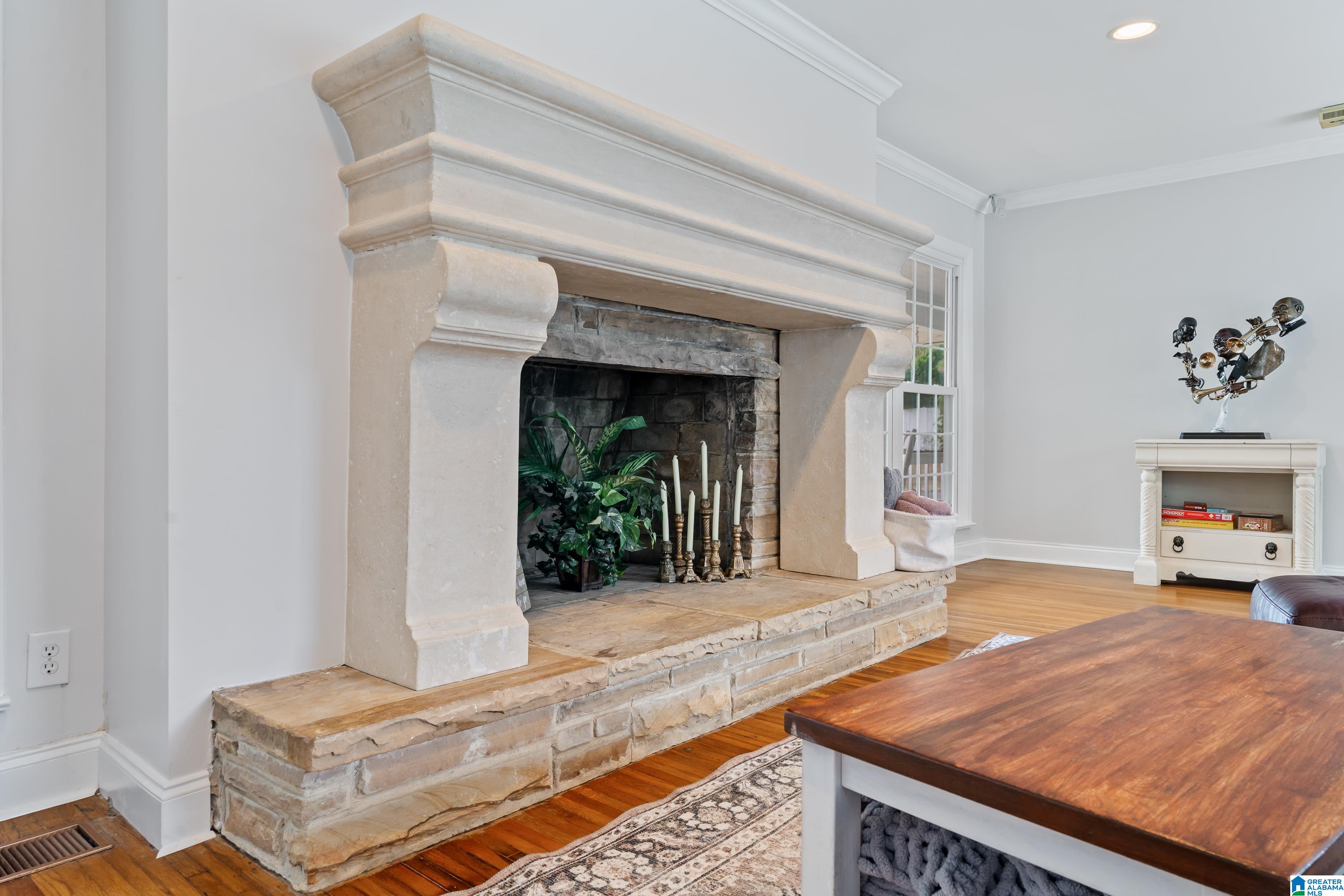 5232 S SHADES CREST ROAD