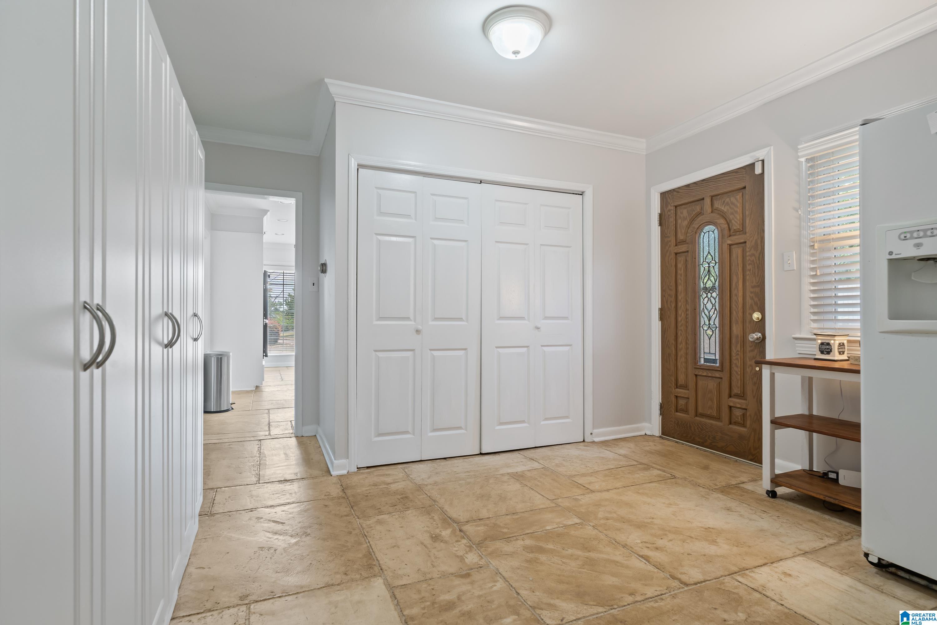 5232 S SHADES CREST ROAD