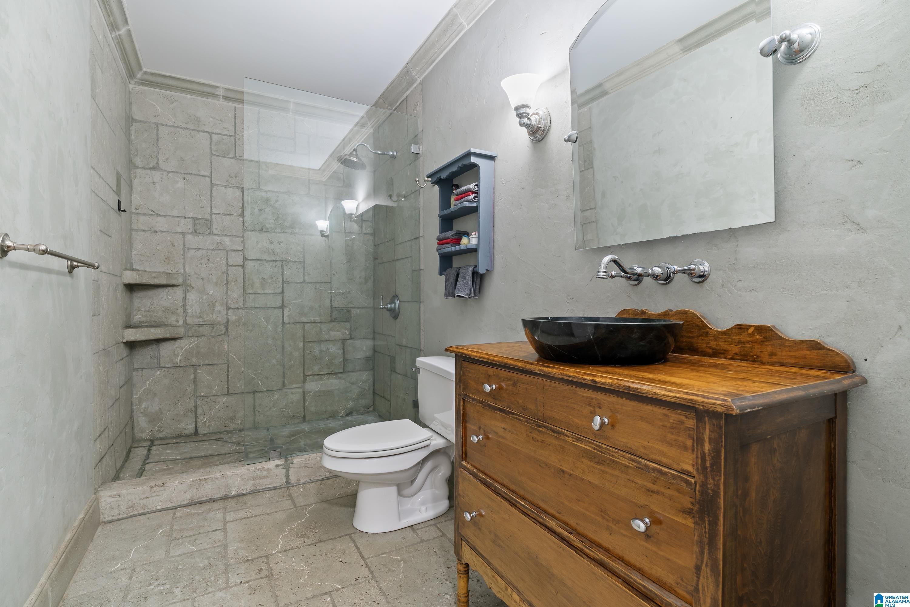 5232 S SHADES CREST ROAD