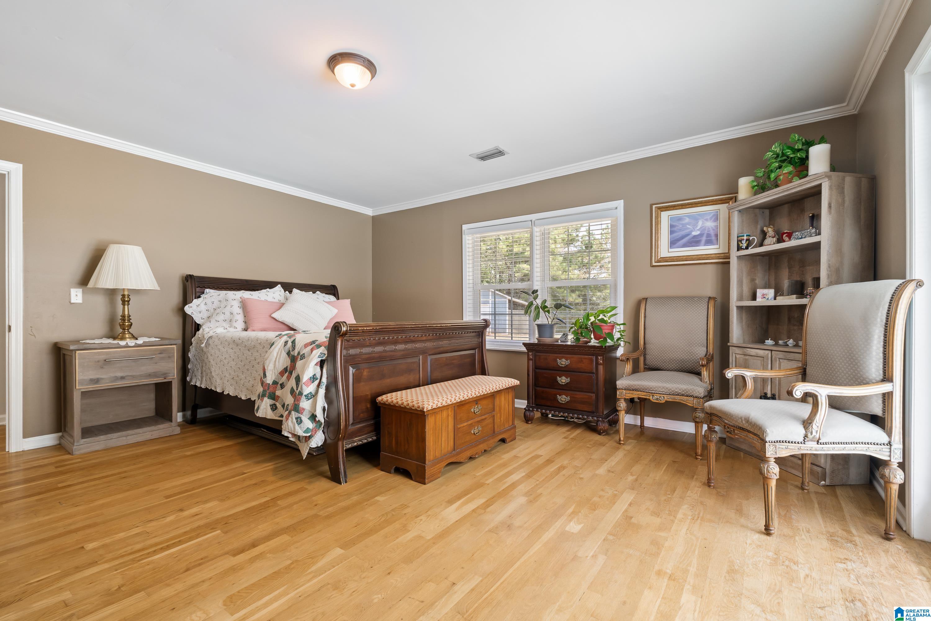 5232 S SHADES CREST ROAD