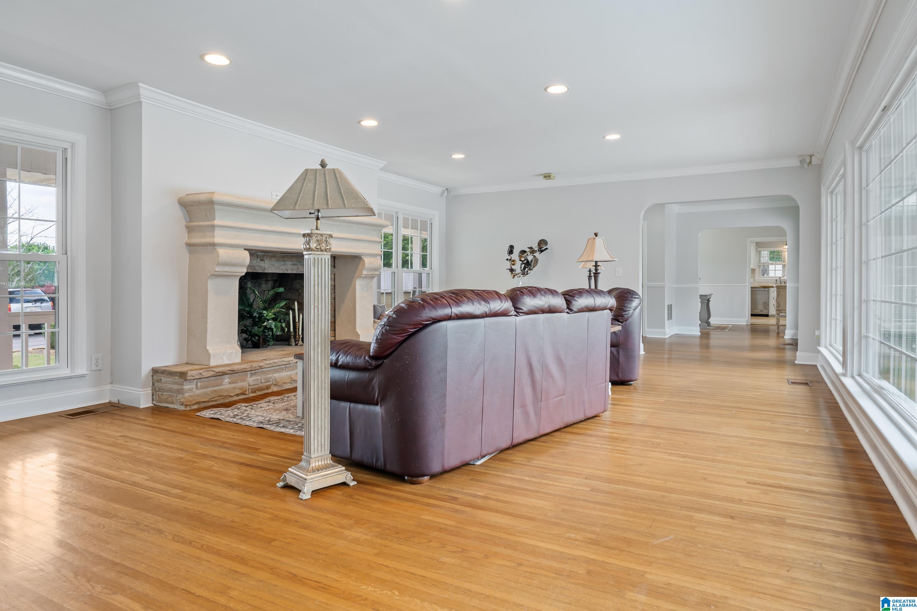 5232 S SHADES CREST ROAD