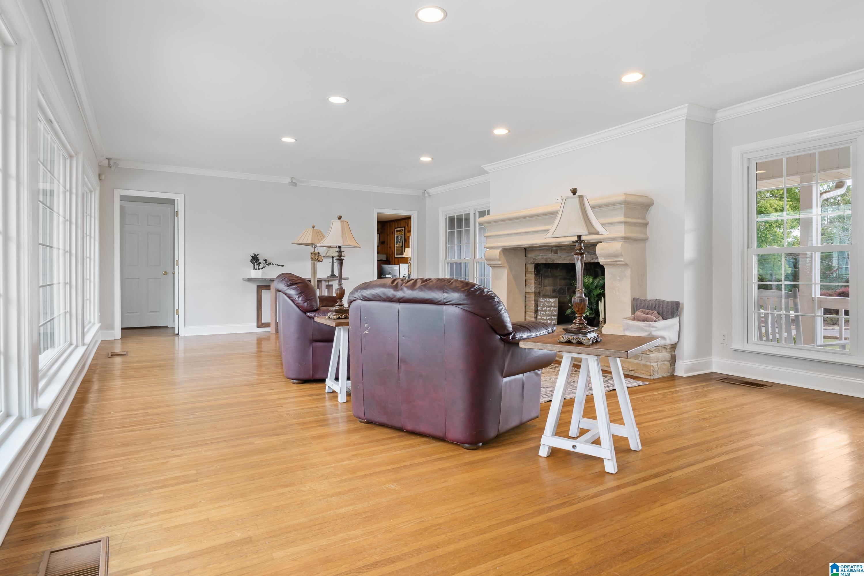 5232 S SHADES CREST ROAD