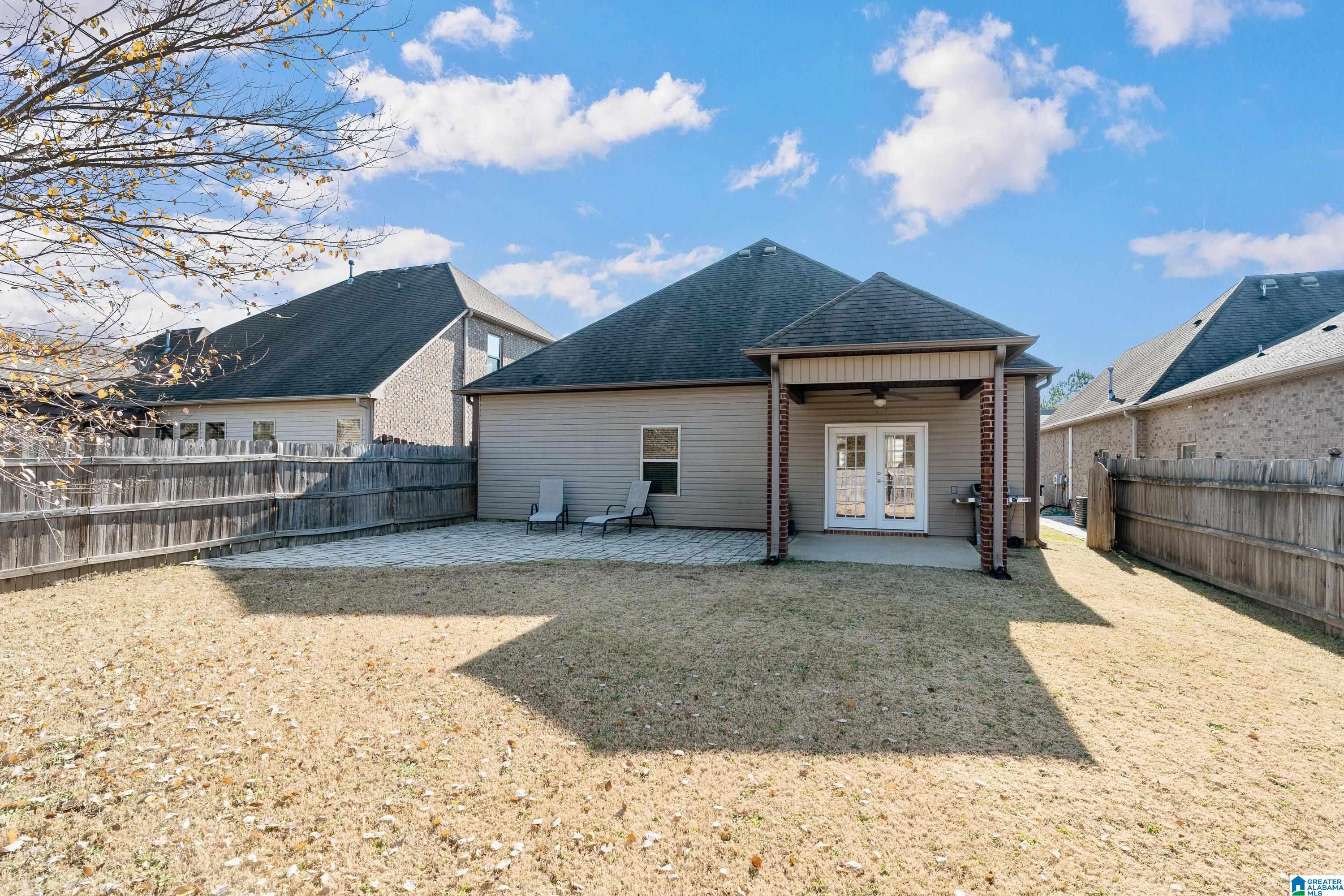 382 GLEN CROSS WAY