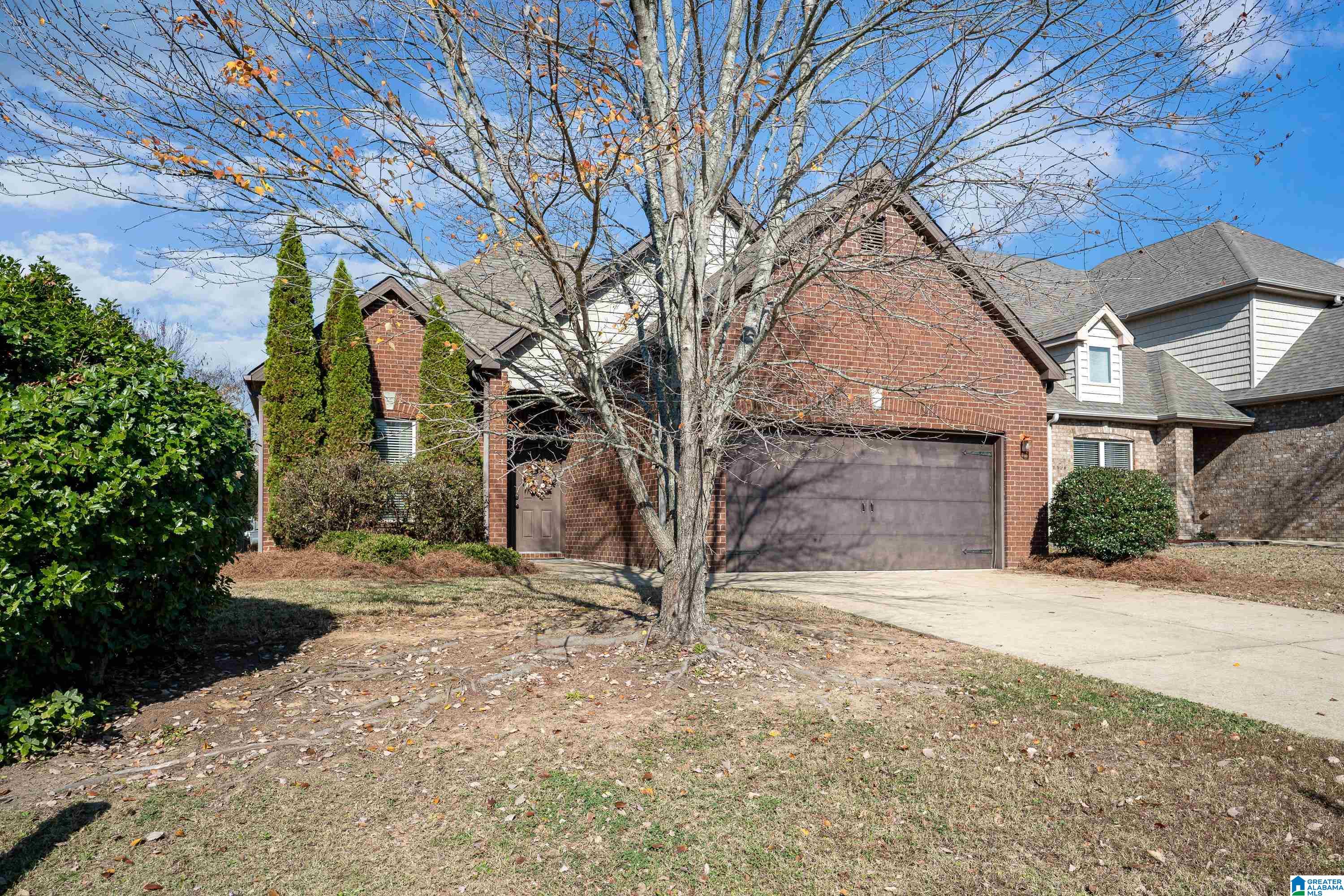 382 GLEN CROSS WAY