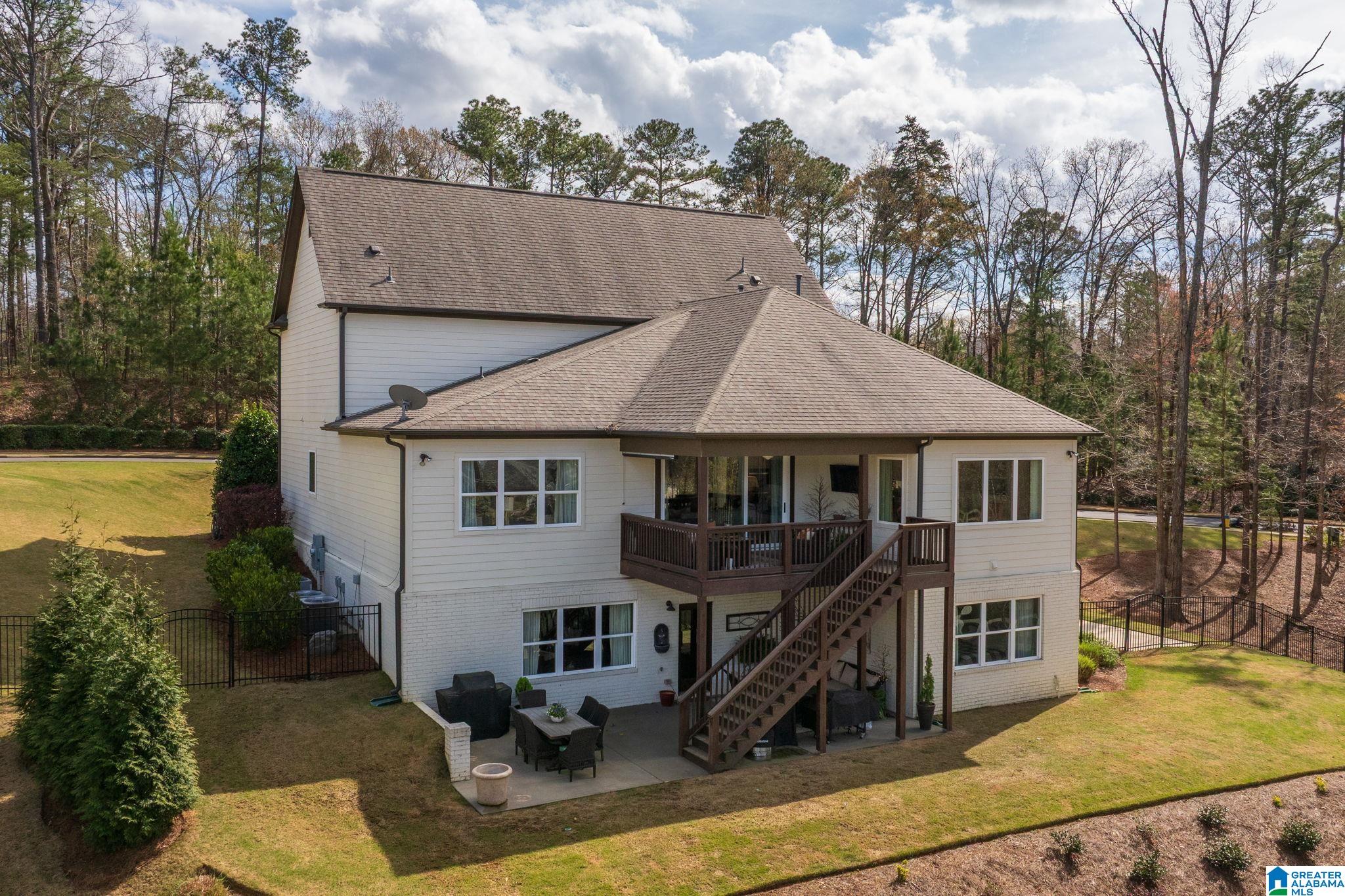 2219 BROCK CIRCLE