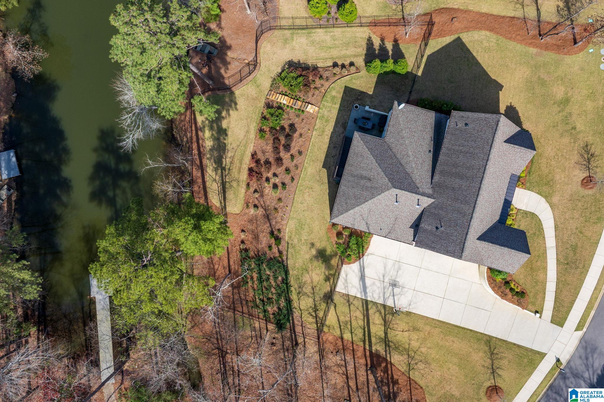 2219 BROCK CIRCLE