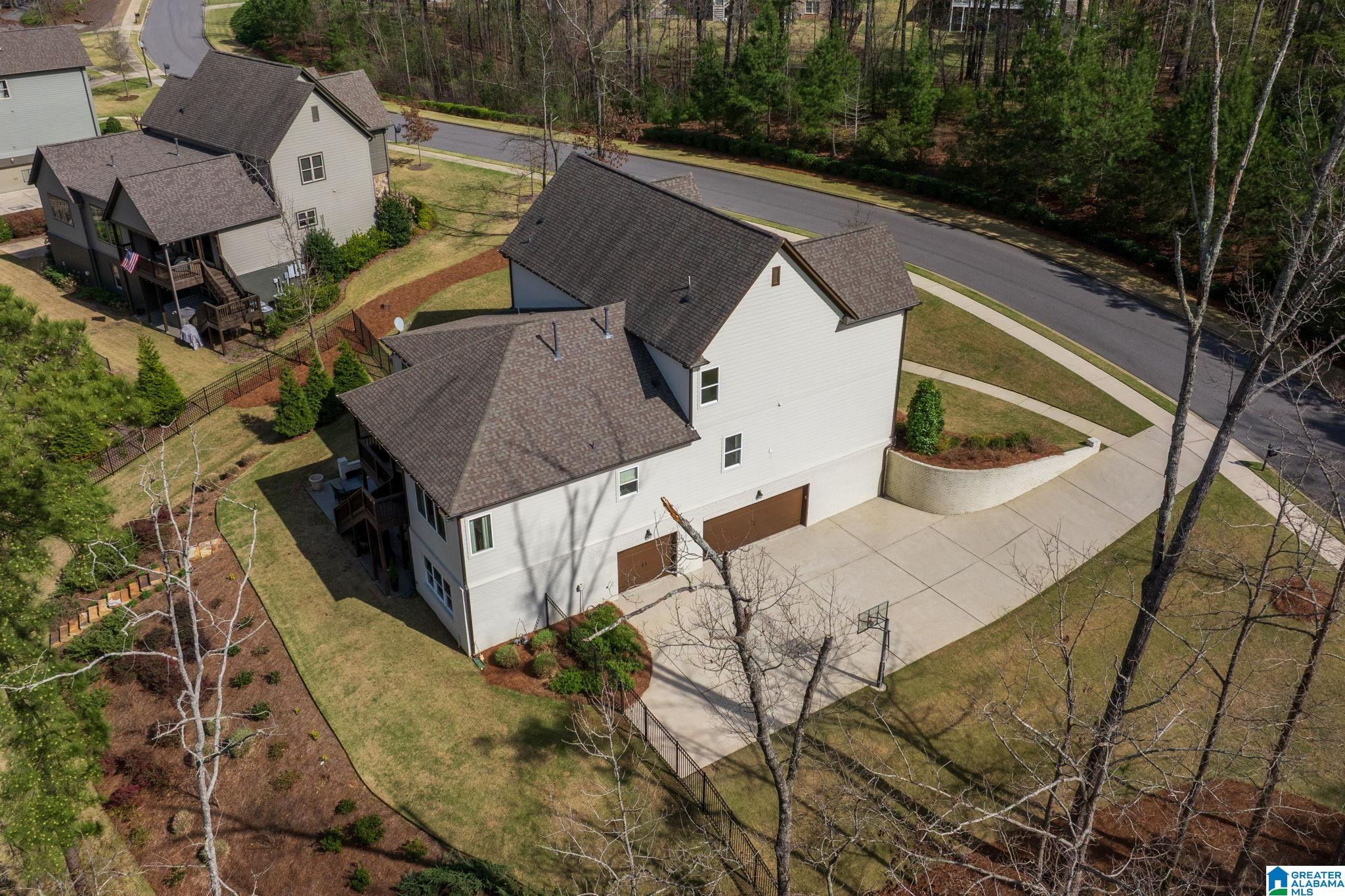 2219 BROCK CIRCLE