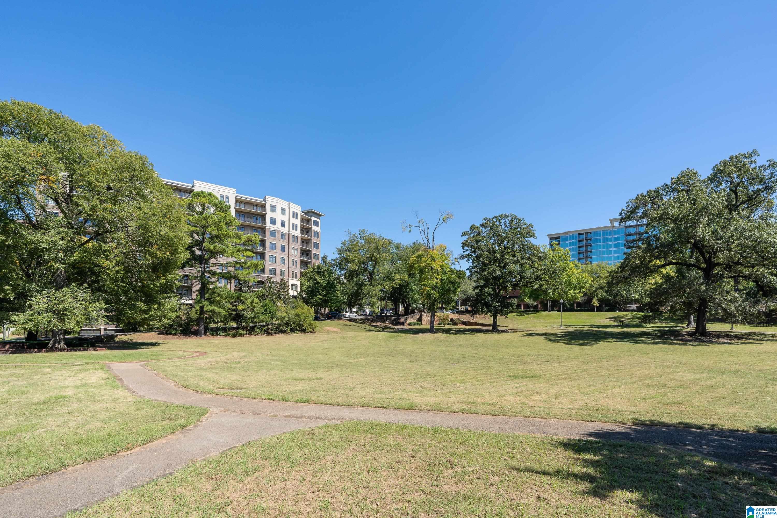2809 13TH AVENUE F2